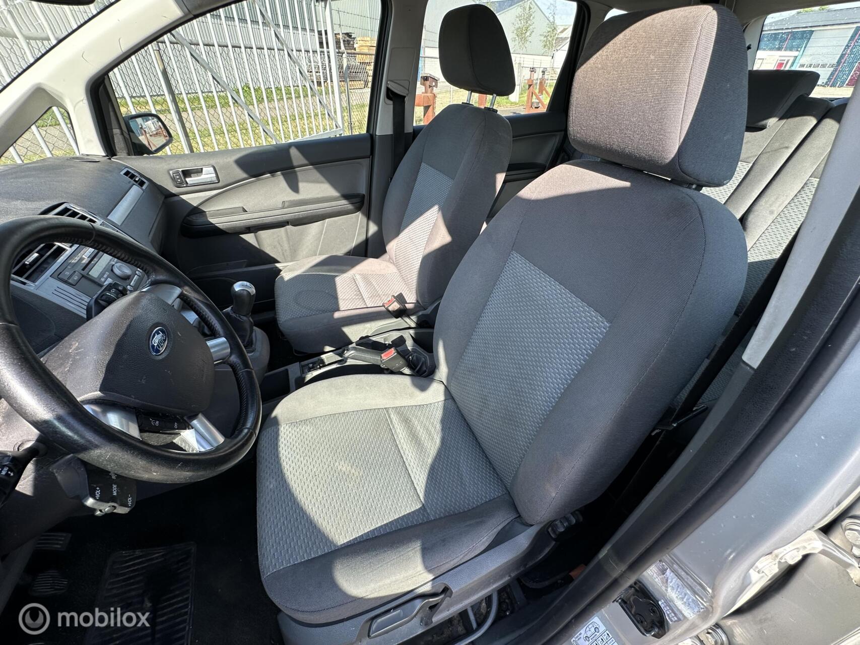 Foto van Ford Focus C-max