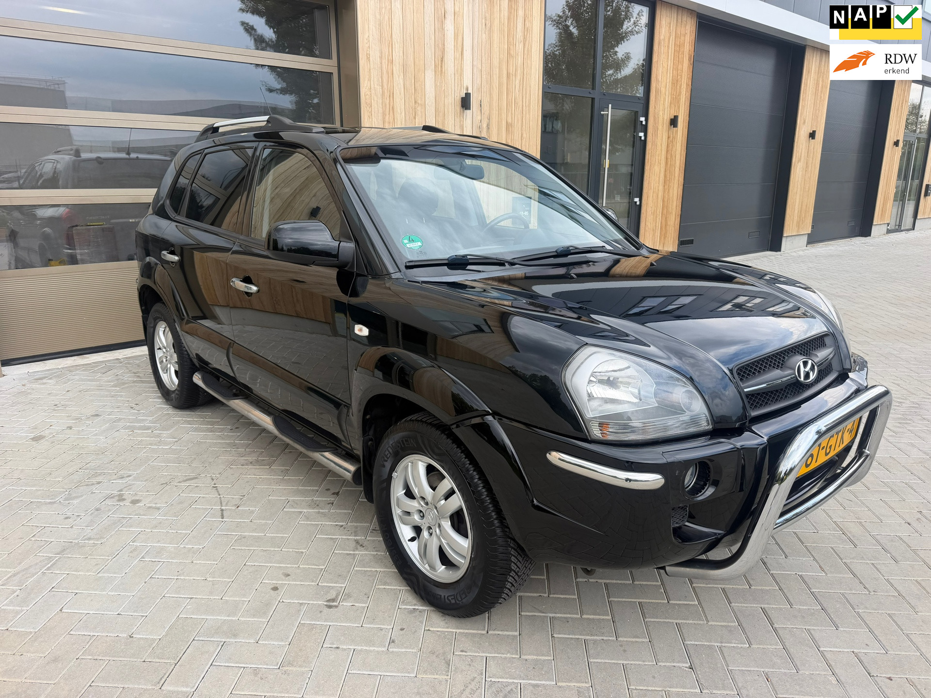 Hyundai Tucson 2.0i Style Supreme 5drs|Clima|Cruise controle|Parkeersensoren|Stoelverwarming|Trekhaak|Nieuwe APK 2008 - voorkant