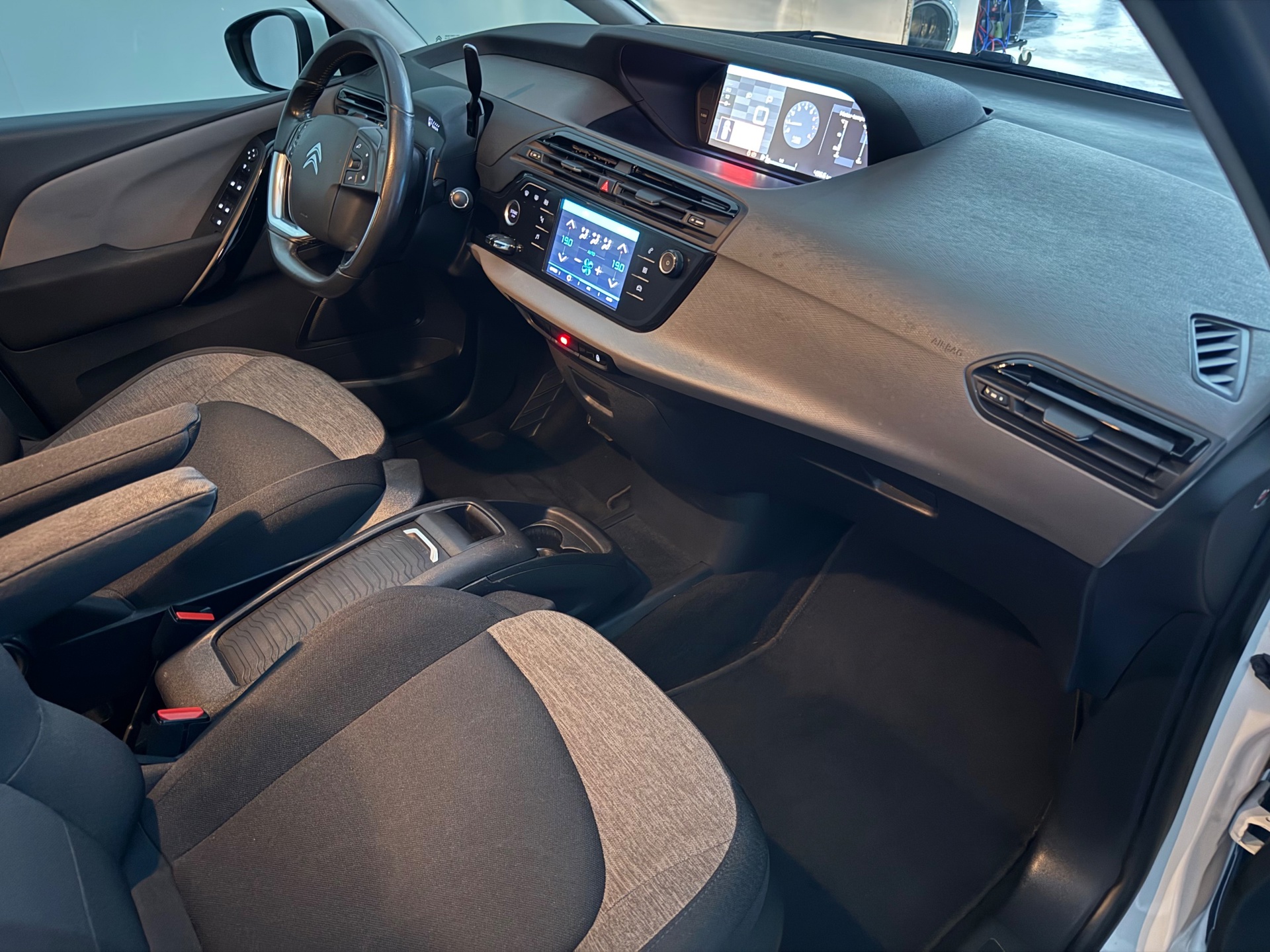 Foto van Citroen C4 Spacetourer