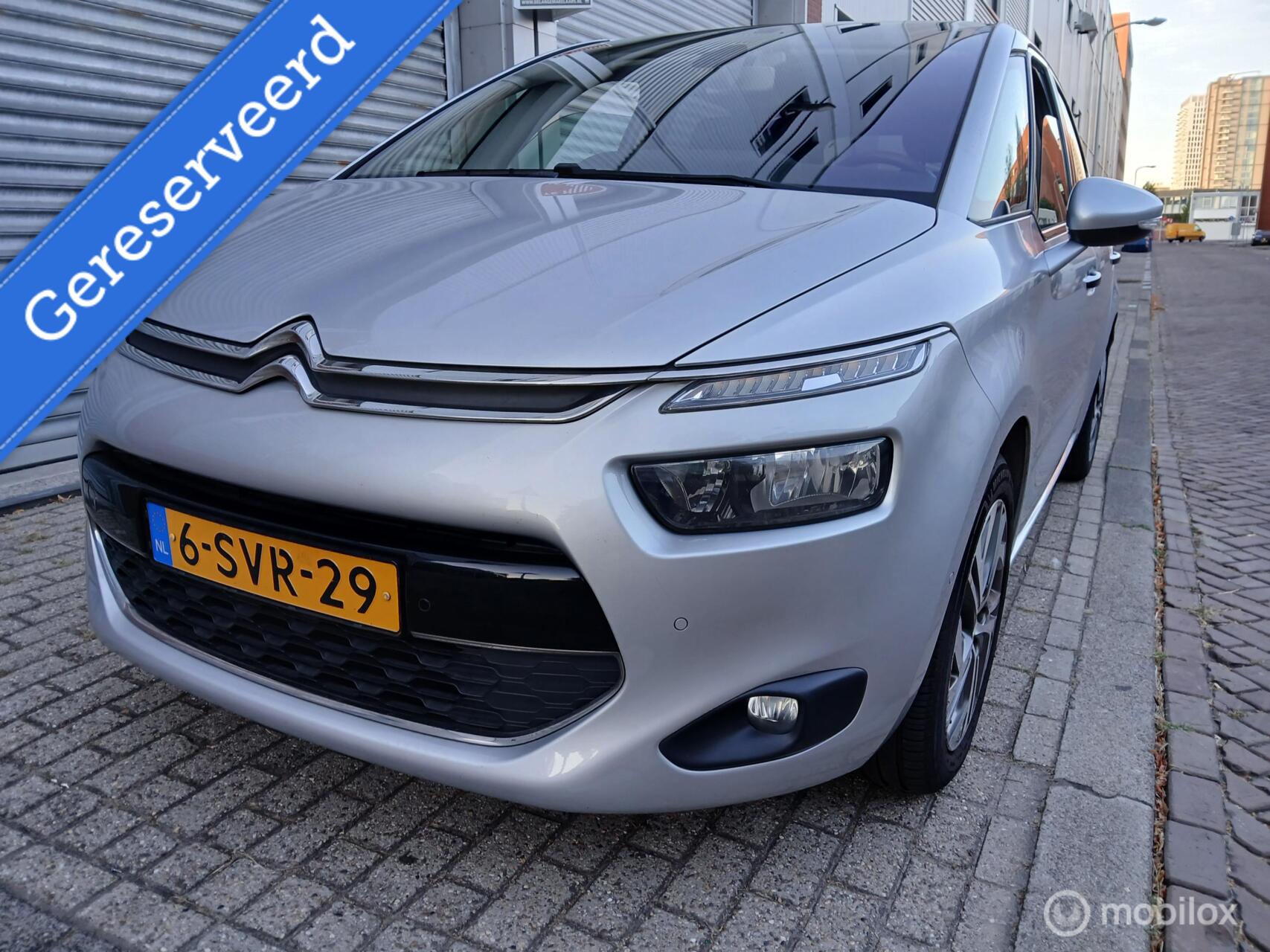 Citroen C4 Picasso 1.6 VTi Tendance 2013 - voorkant