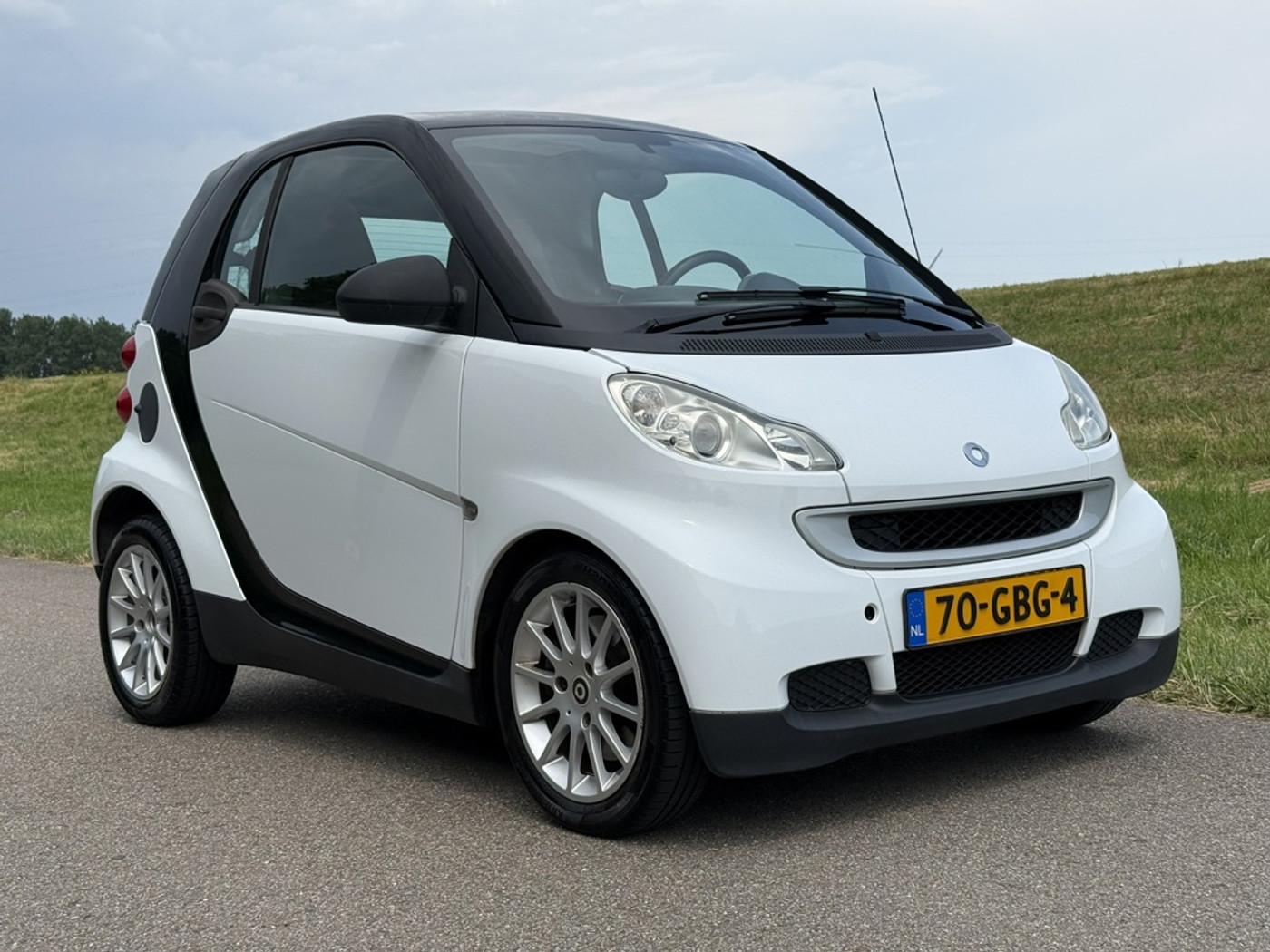 Foto van Smart Fortwo Coupe MHD