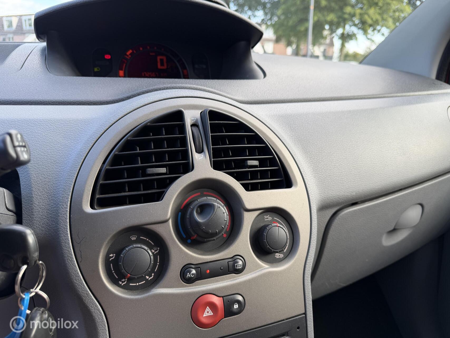 Foto van Renault Modus