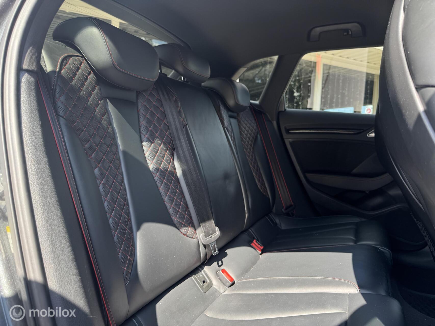 Foto van Audi RS 3 Sportback