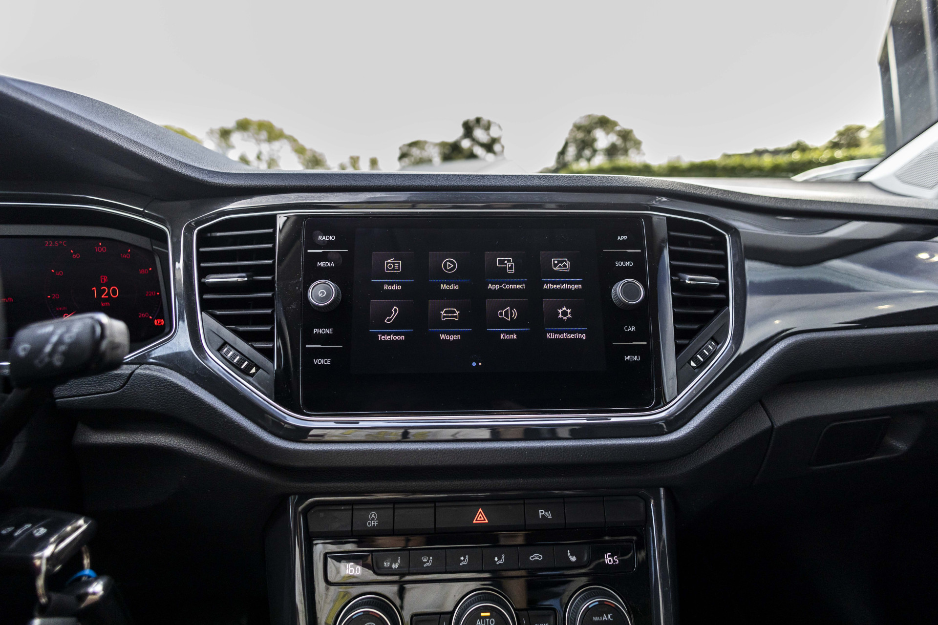 Foto van Volkswagen T-roc