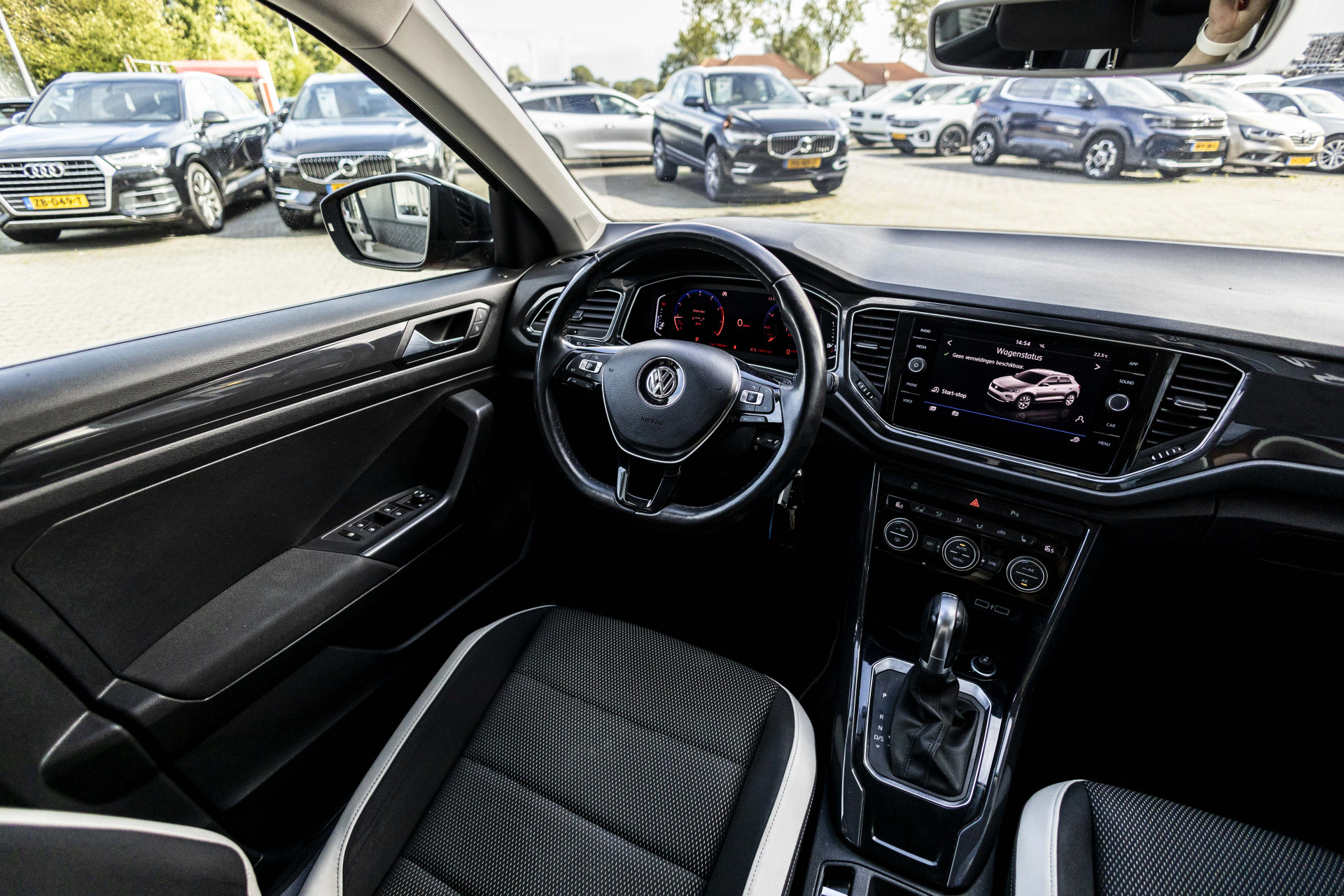 Foto van Volkswagen T-roc