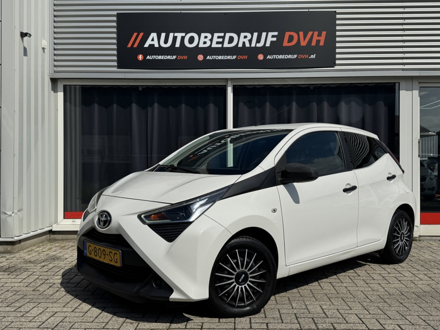Toyota Toyota Aygo 1.0 VVT-i x-fun | AIRCO | NAP | CRUISE/LIM. | 2019 - voorkant