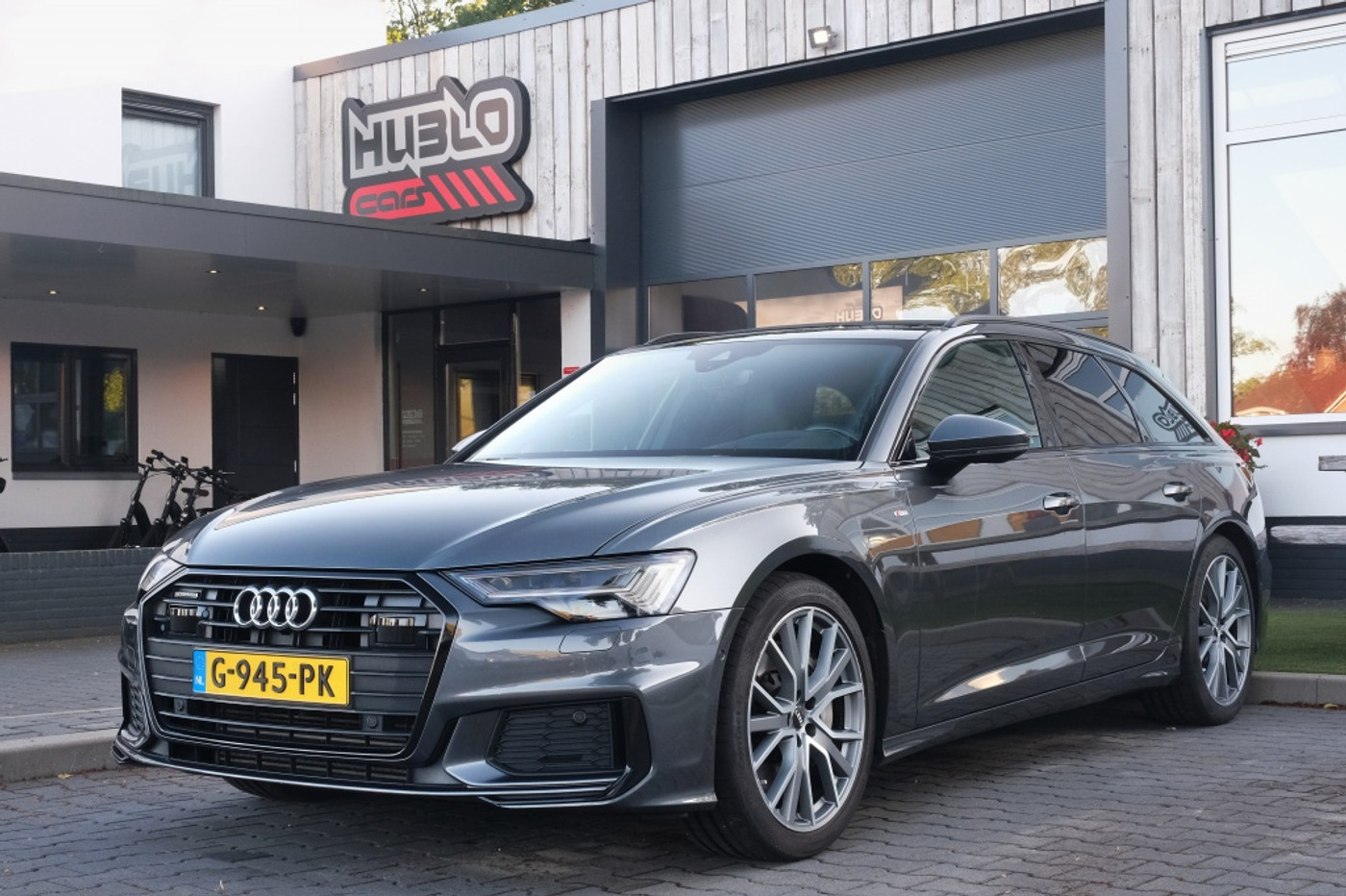 Audi A6 Avant 55 TFSI 340pk V6 Quattro Sport S-line Pano, HUD, Luchtvering. 2019 - voorkant