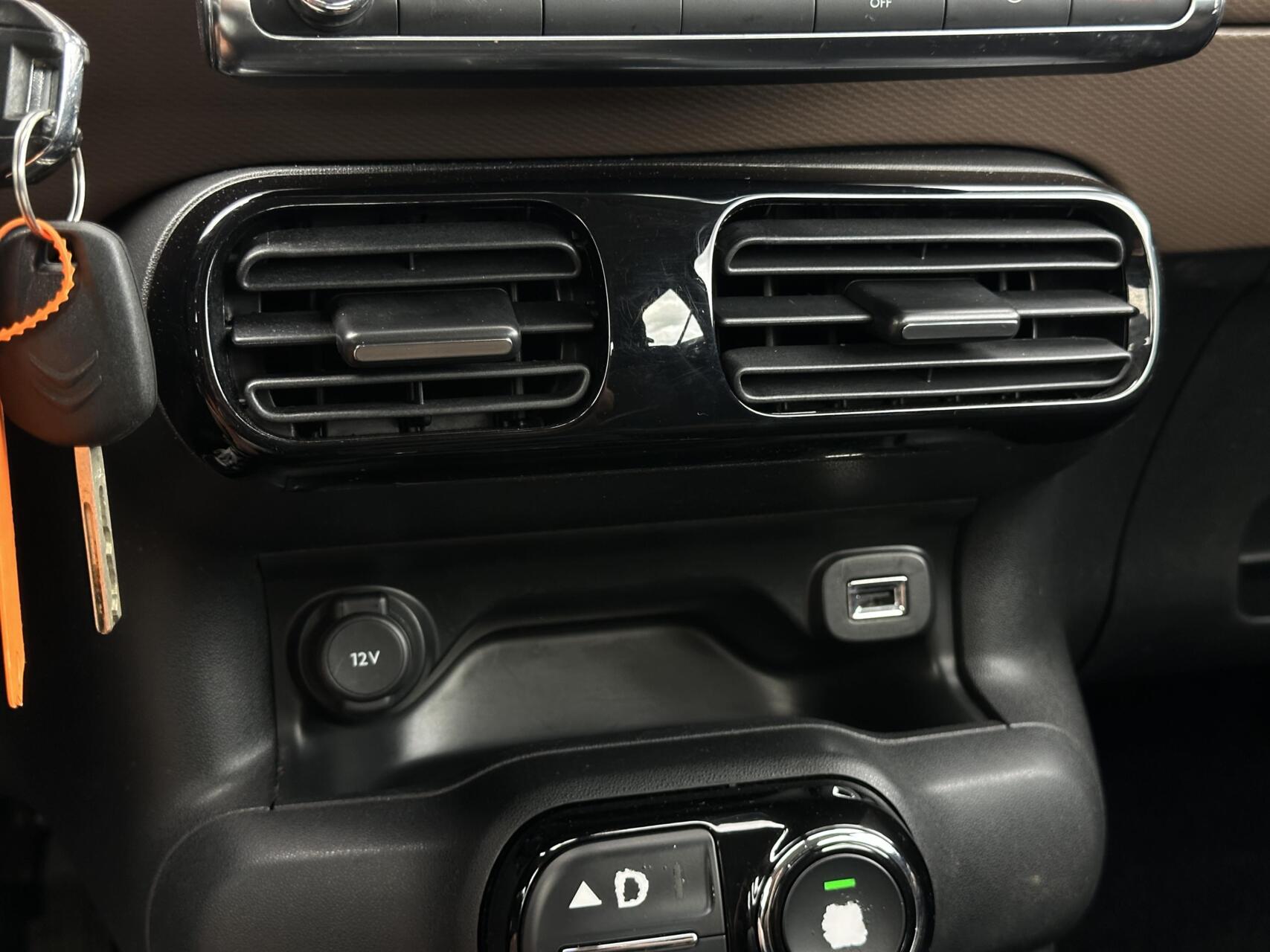 Foto van Citroen C4 Cactus
