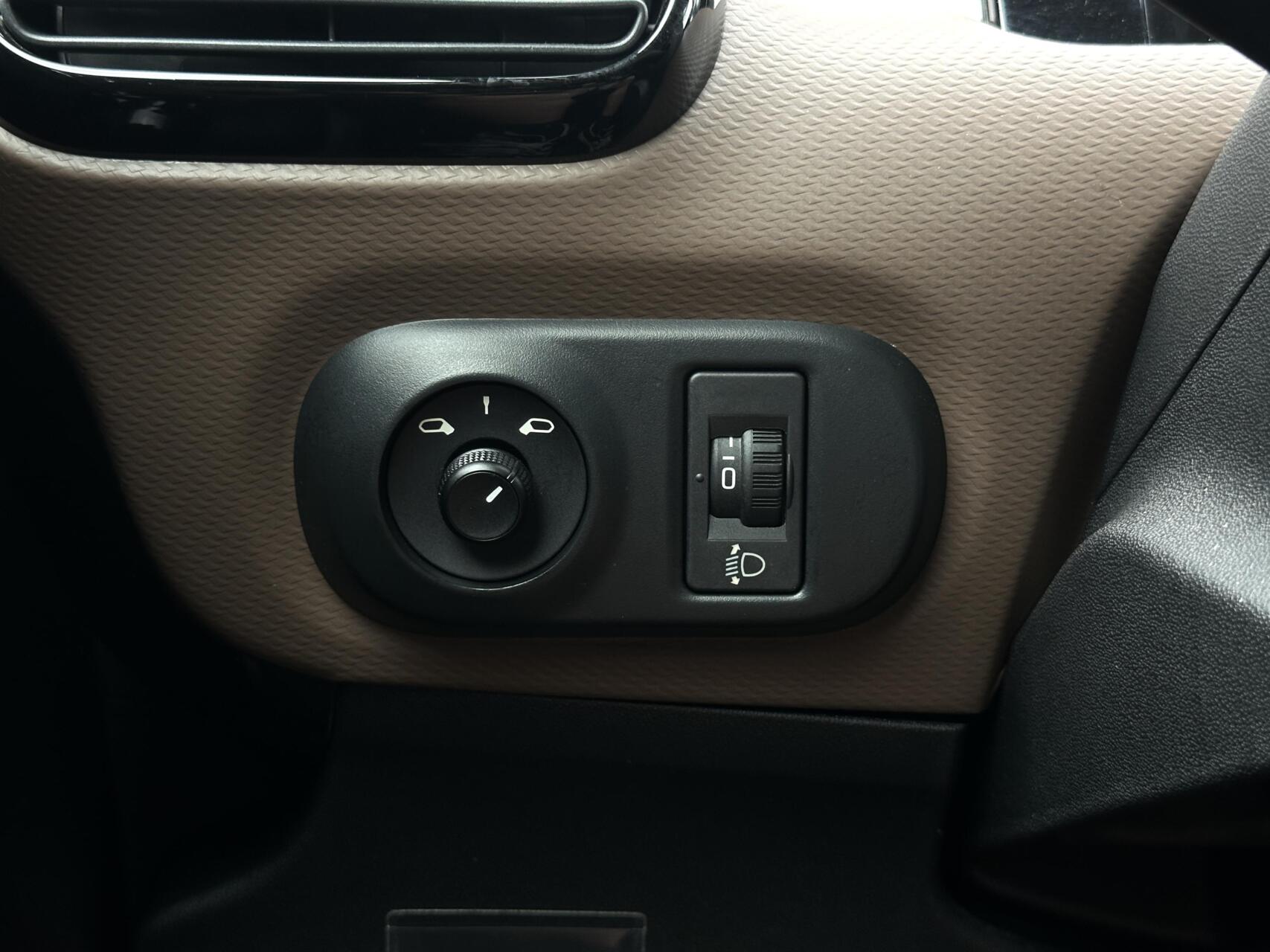 Foto van Citroen C4 Cactus