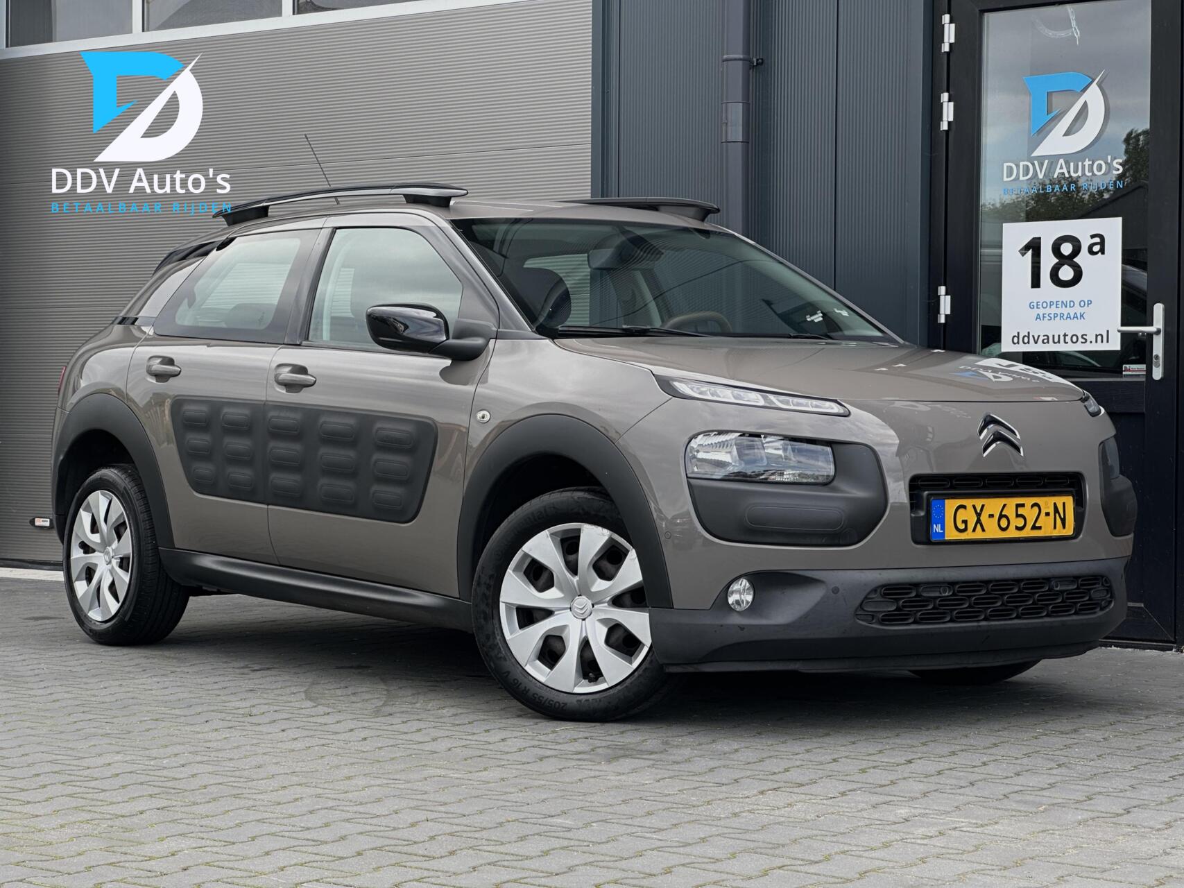 Citroen C4 Cactus 1.2 e-VTi Business|NAP|AUT|Nwe Distrbriem|Cruise|PDC|Achteruitrijcamera|Navi|Bluetooth|Dakrails|16" Velgen 2015 - voorkant