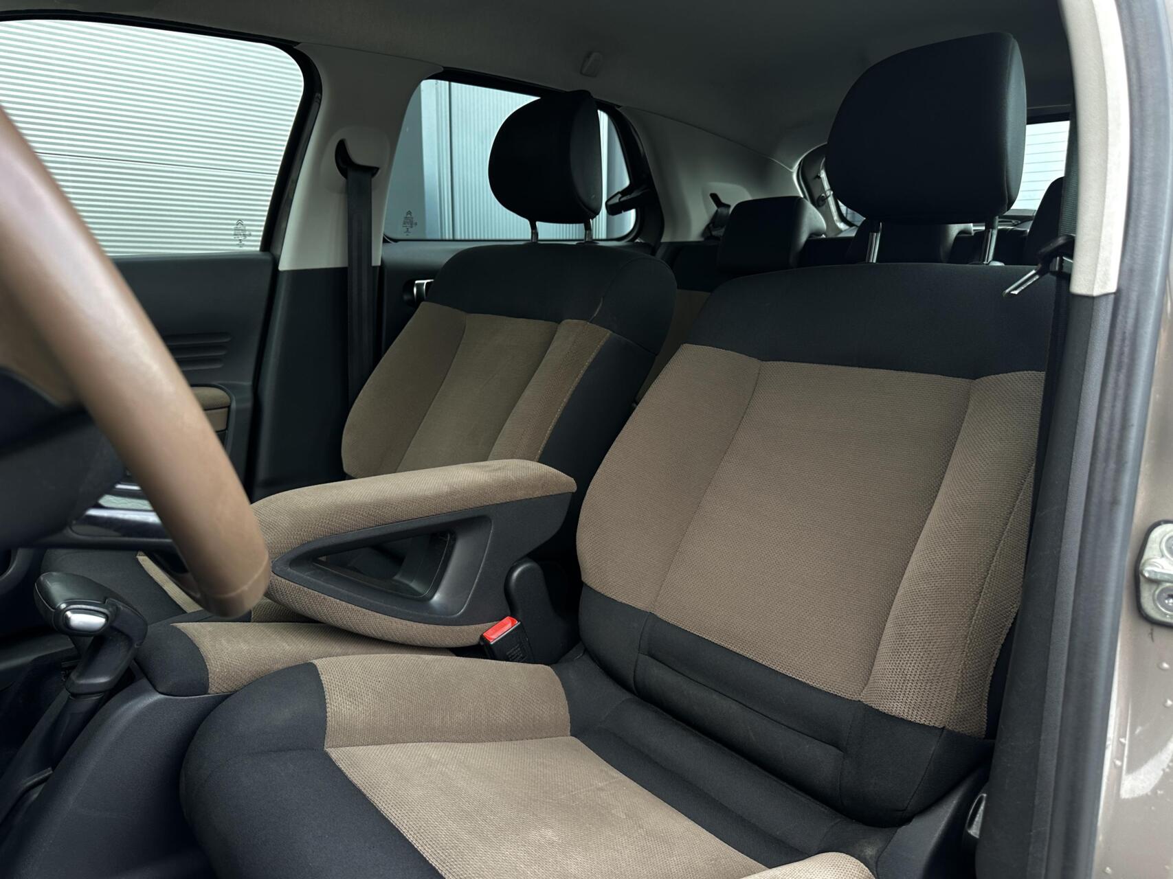 Foto van Citroen C4 Cactus