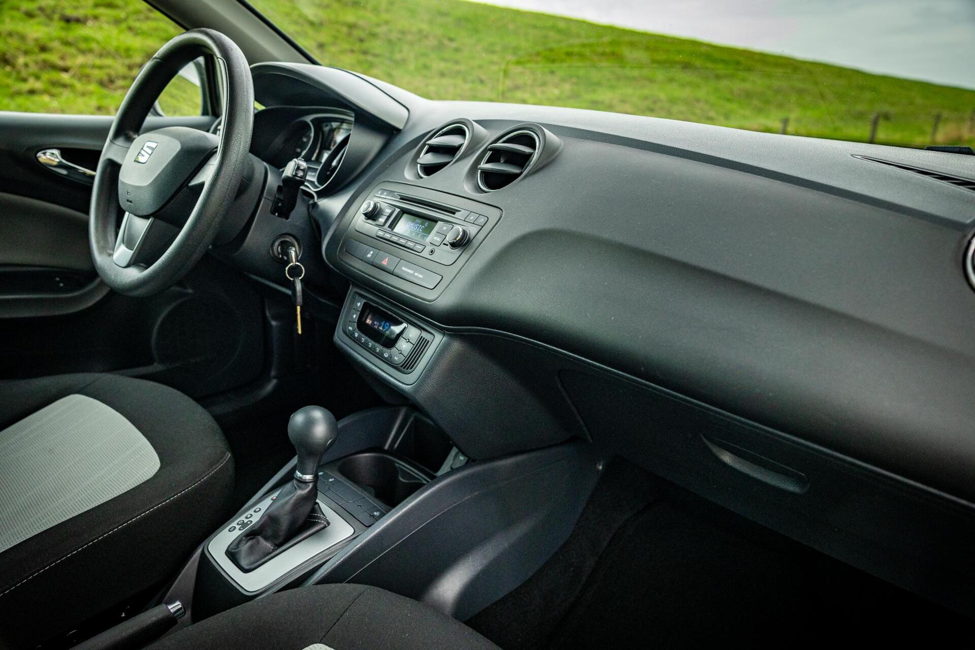 Foto van Seat Ibiza ST