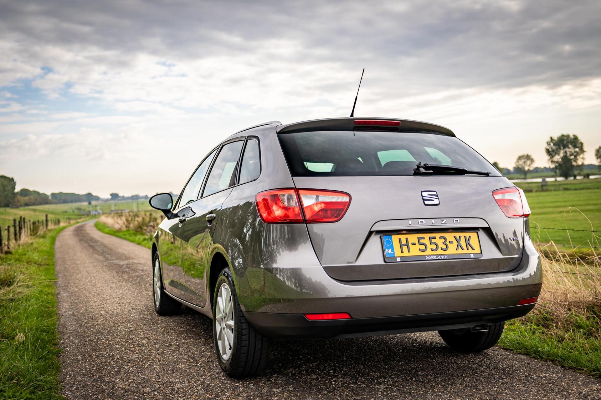 Foto van Seat Ibiza ST