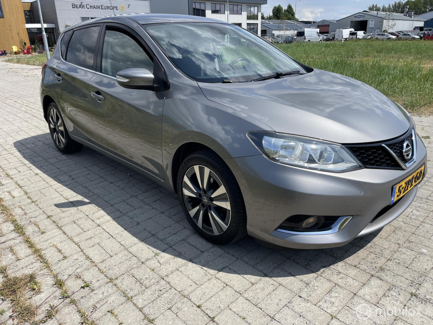 Nissan Nissan Pulsar 1.2 DIG-T Connect Edition 2015 - voorkant