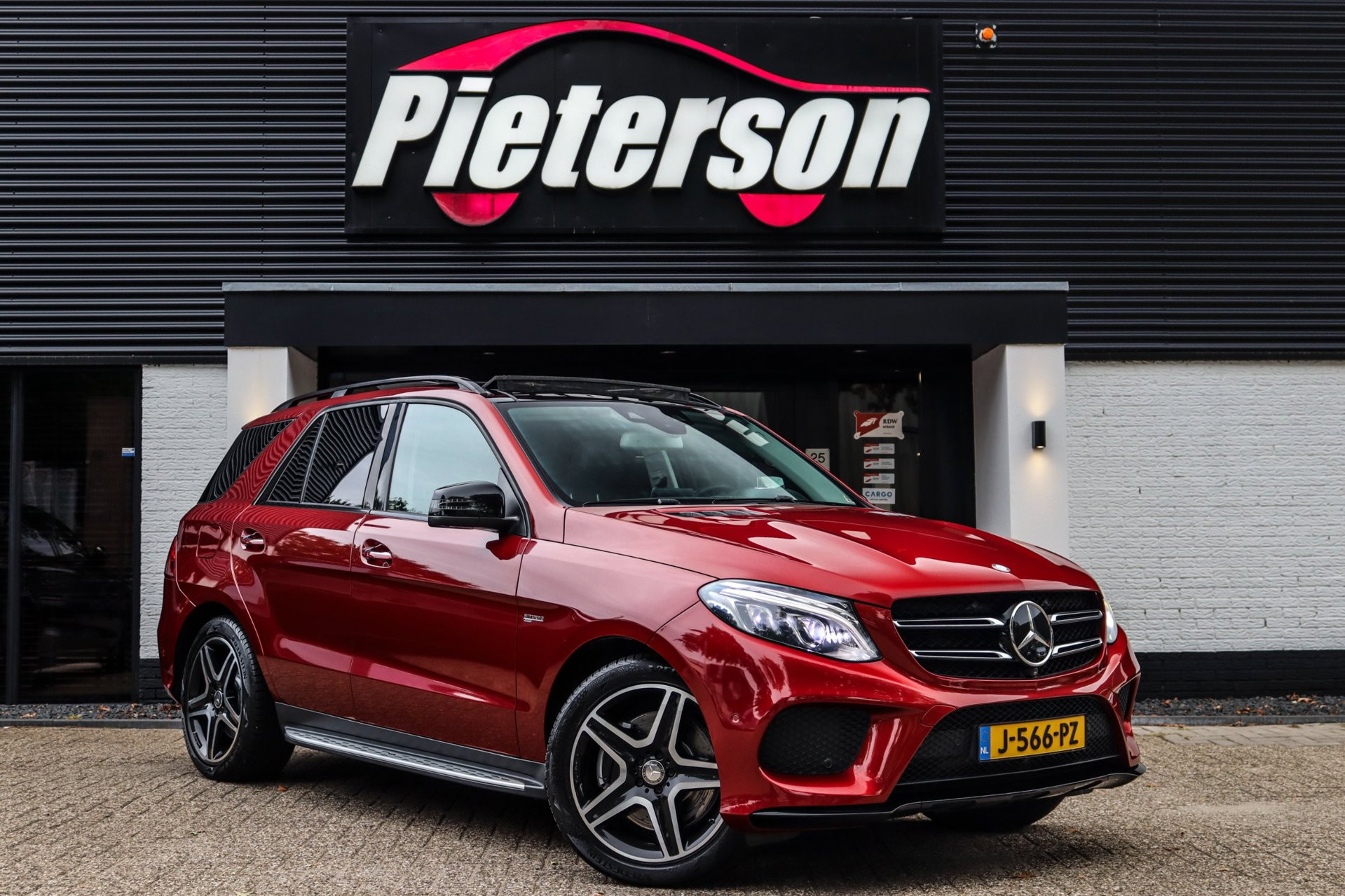 Mercedes-Benz Gle 450 4Matic 43 AMG 4MATIC PANO 360 ACC HUD 2016 - voorkant