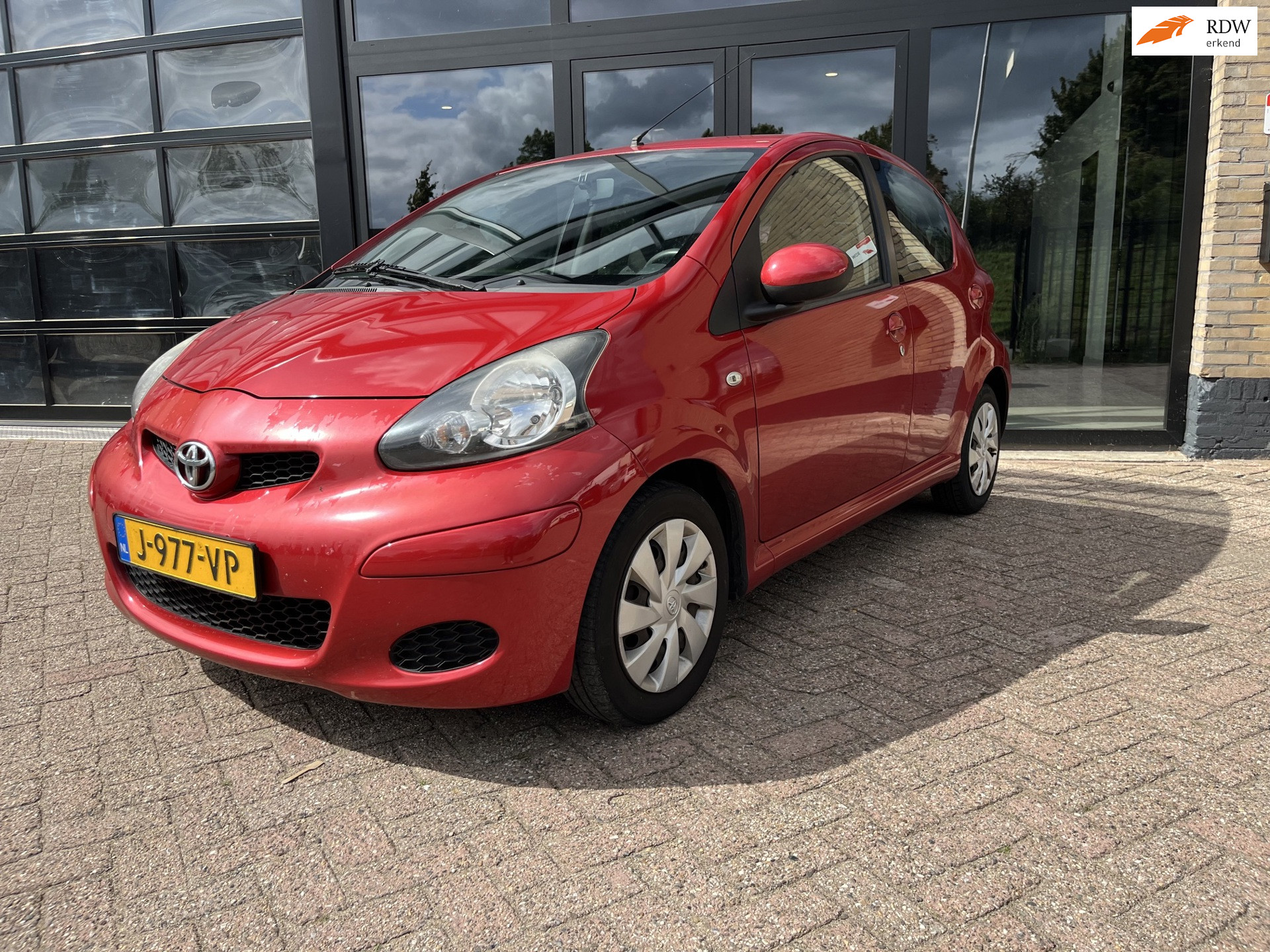 Toyota Toyota Aygo 1.0-12V Comfort, 5 deurs, Airco 2011 - voorkant