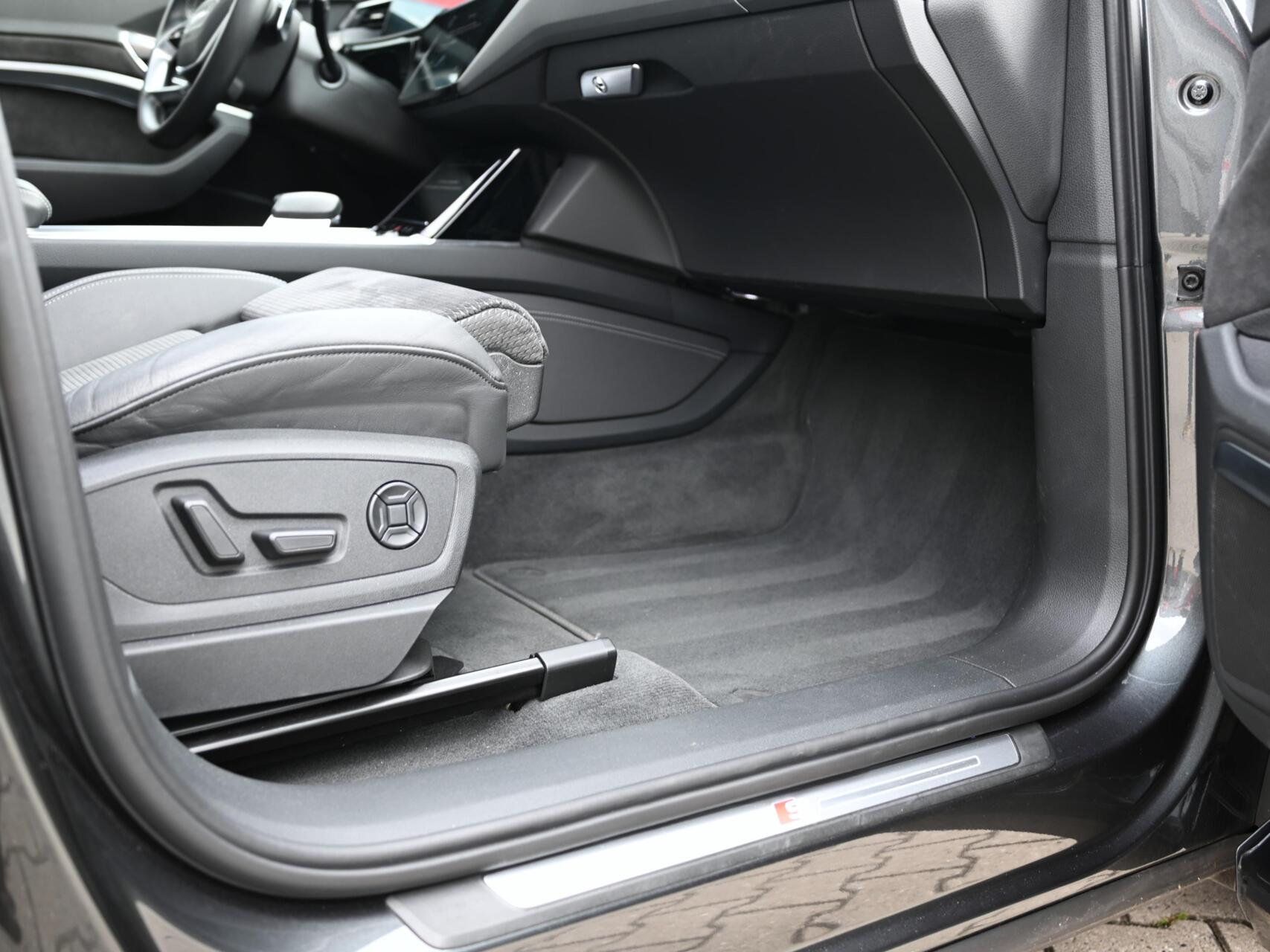 Foto van Audi E-tron
