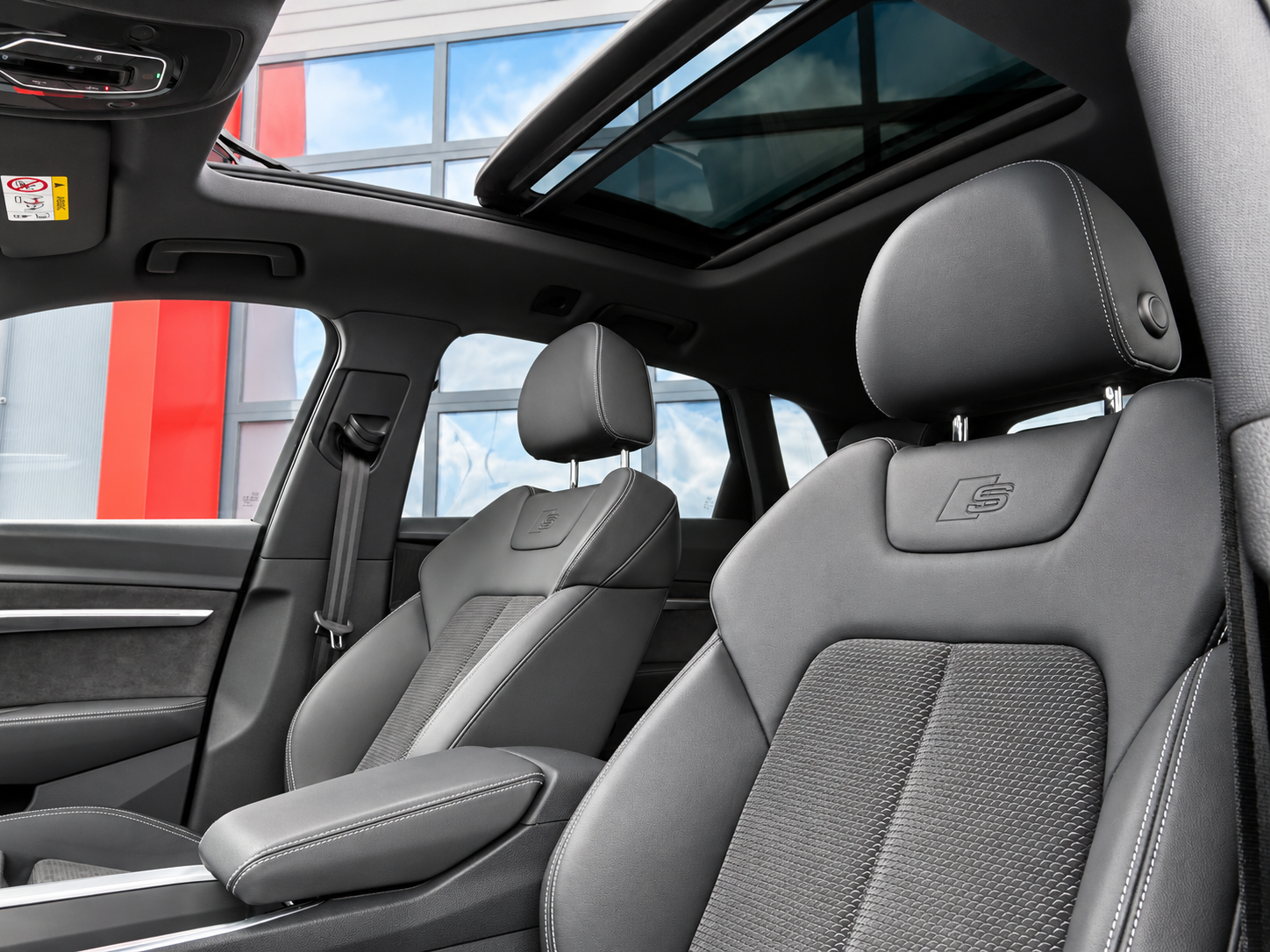 Foto van Audi E-tron