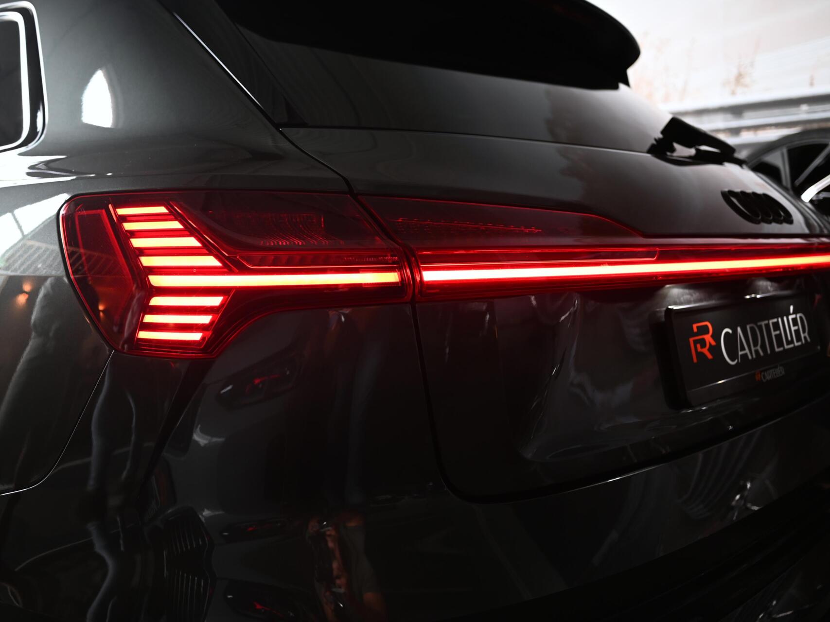 Foto van Audi E-tron