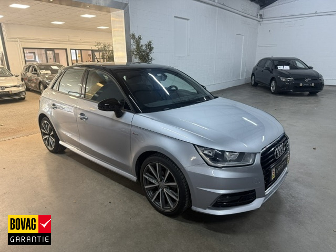 Audi A1 Sportback 1.0 TFSI Adrenalin/S-LINE/NAVI/PDC/17 INCH 2017 - voorkant