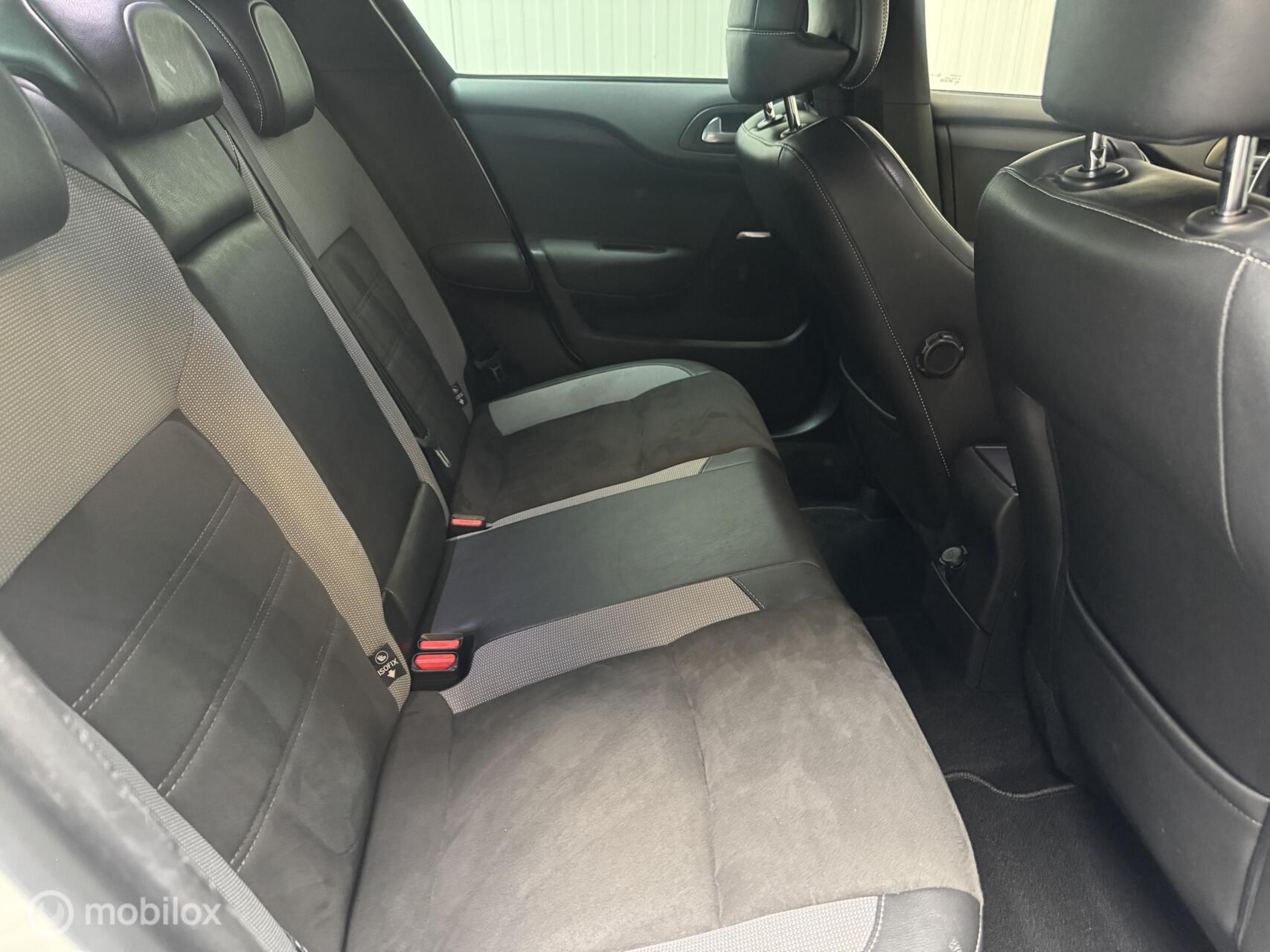 Foto van DS DS 4