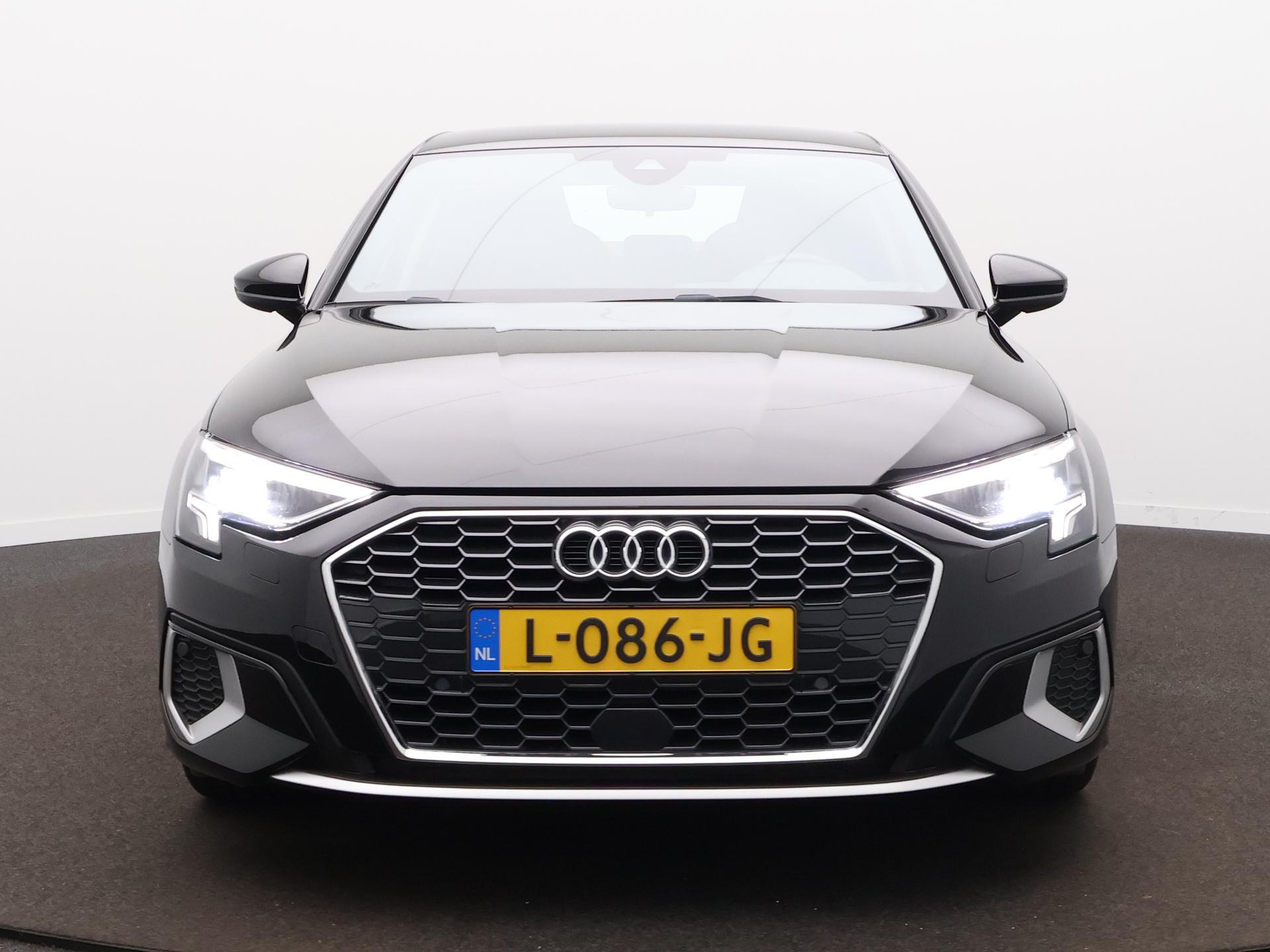 Foto van Audi A3 Limousine