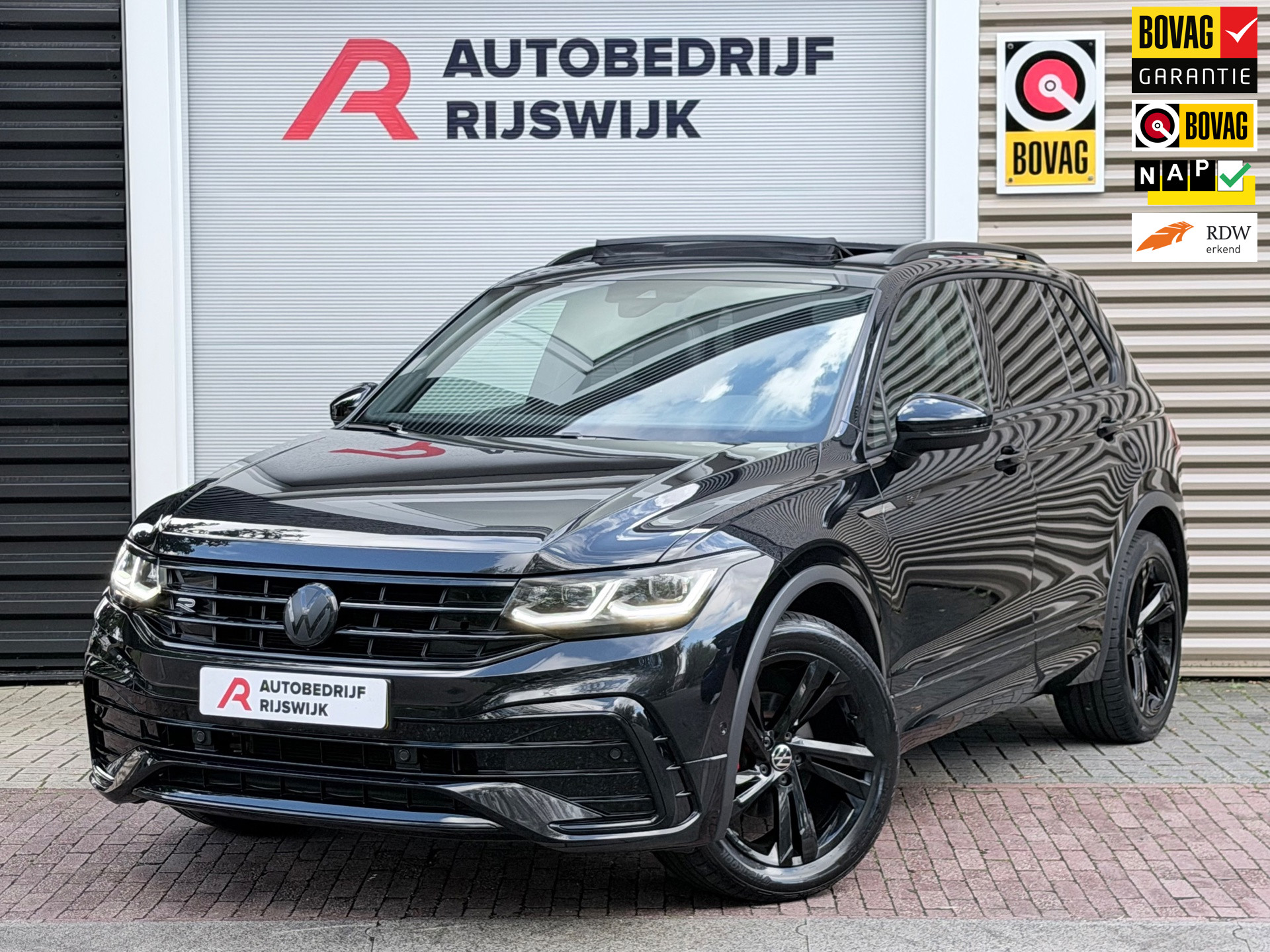 Volkswagen Tiguan 1.5 TSI R-Line Pano/Keylesa/Camera 2021 - voorkant