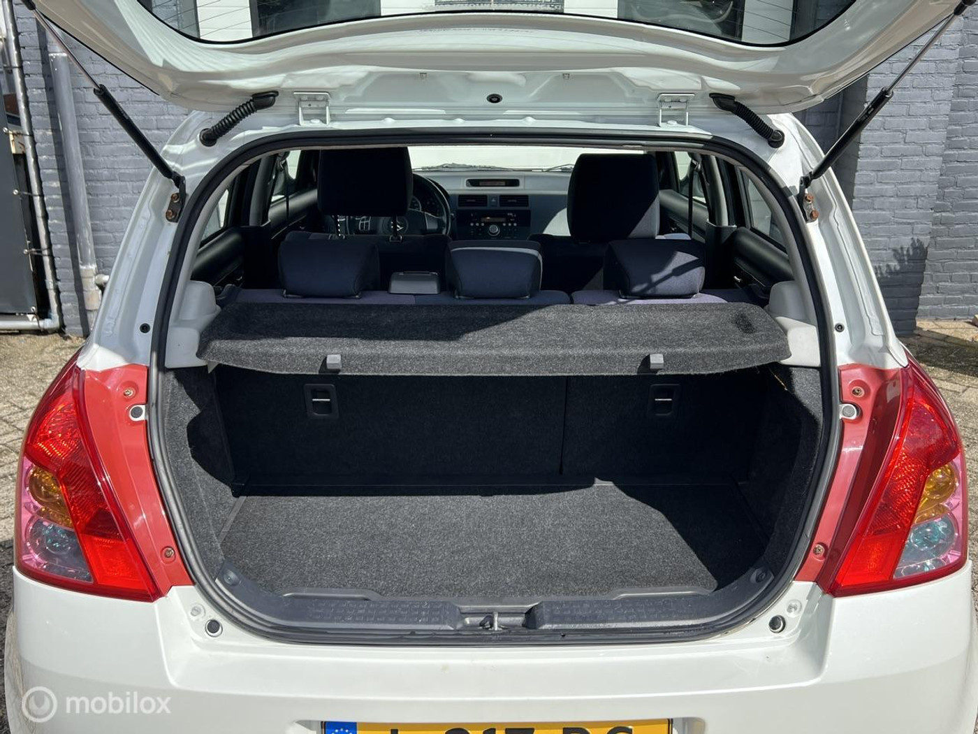 Foto van Suzuki Swift