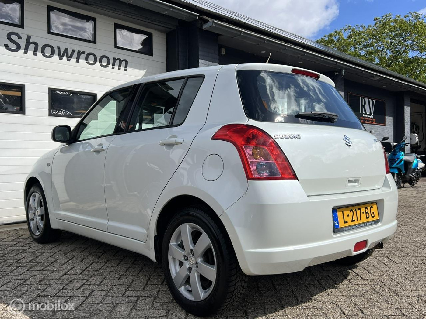 Foto van Suzuki Swift