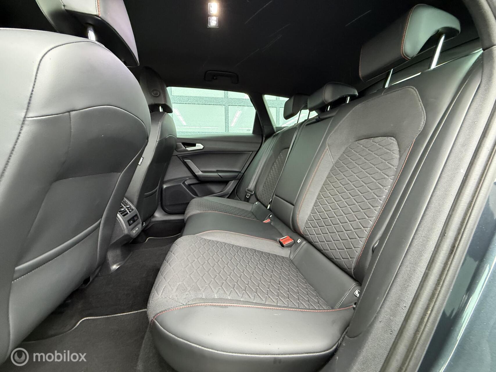 Foto van Seat Seat Leon SP E-hybrid150