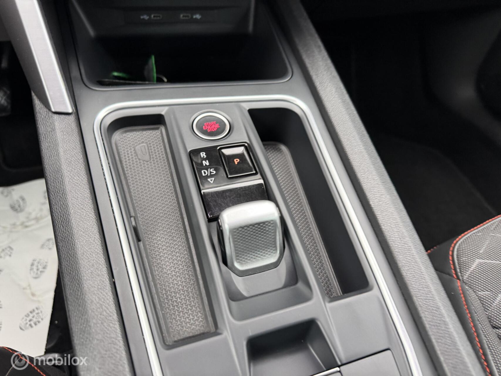 Foto van Seat Seat Leon SP E-hybrid150