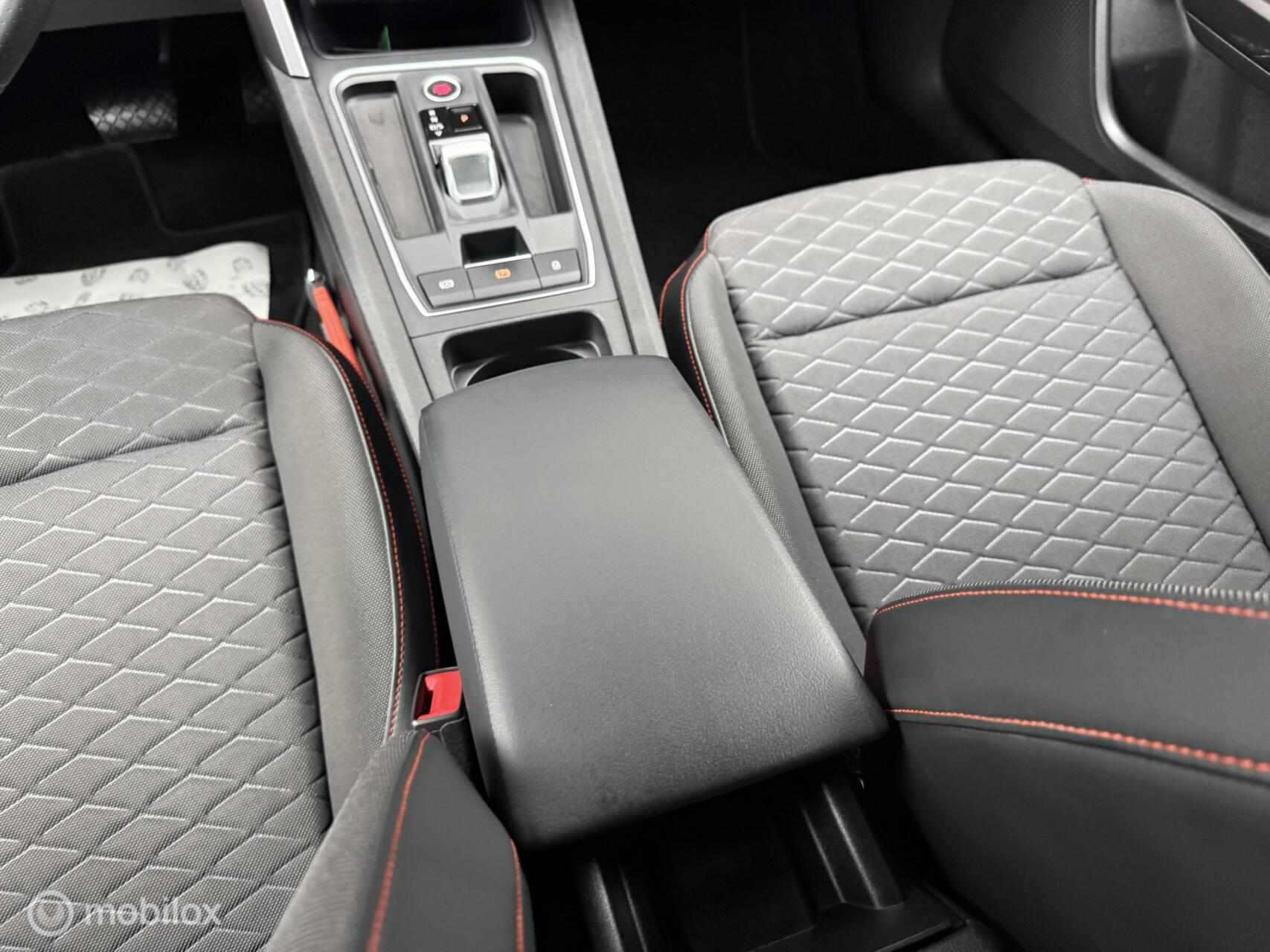 Foto van Seat Seat Leon SP E-hybrid150