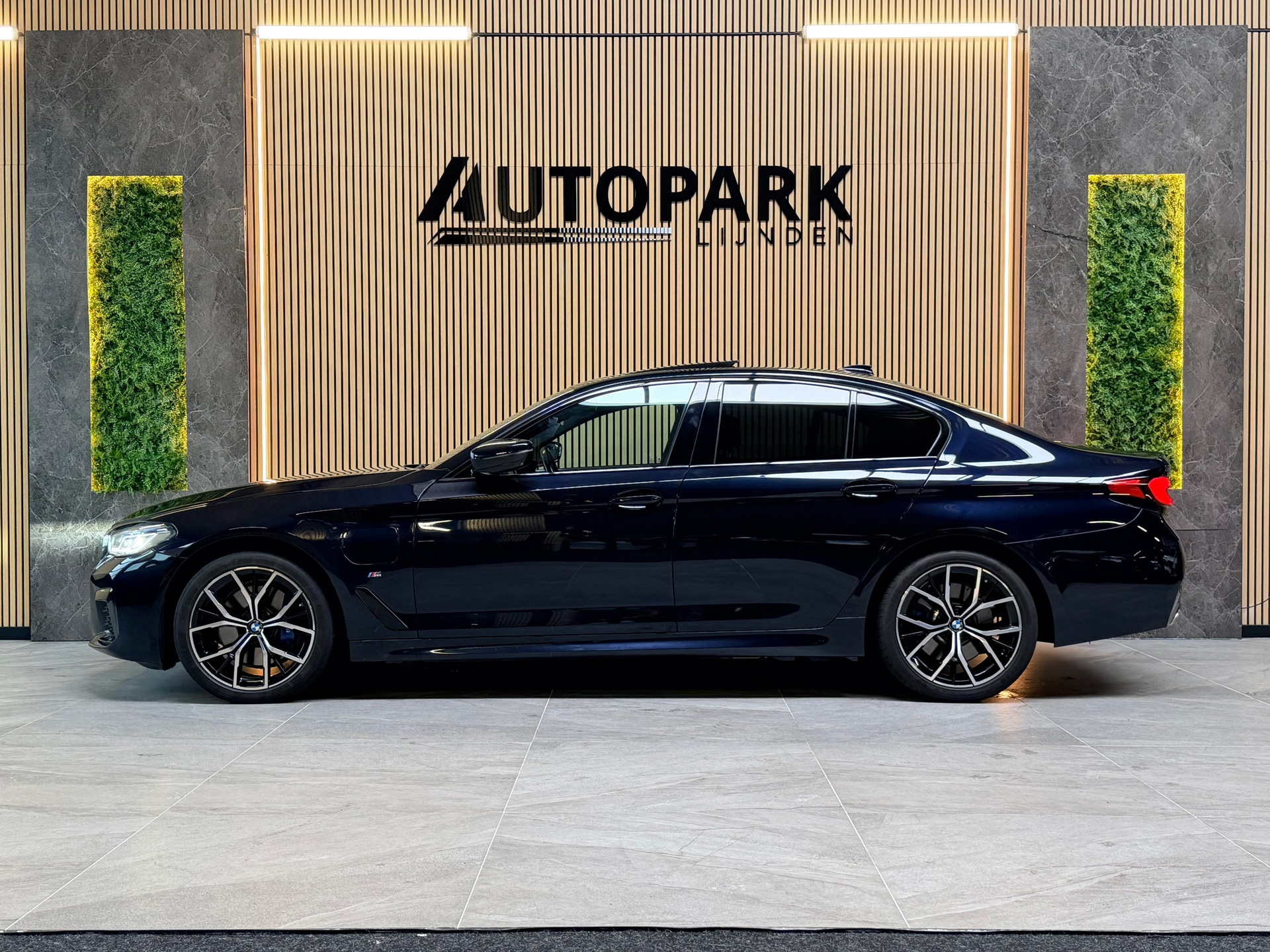 Foto van BMW 530e