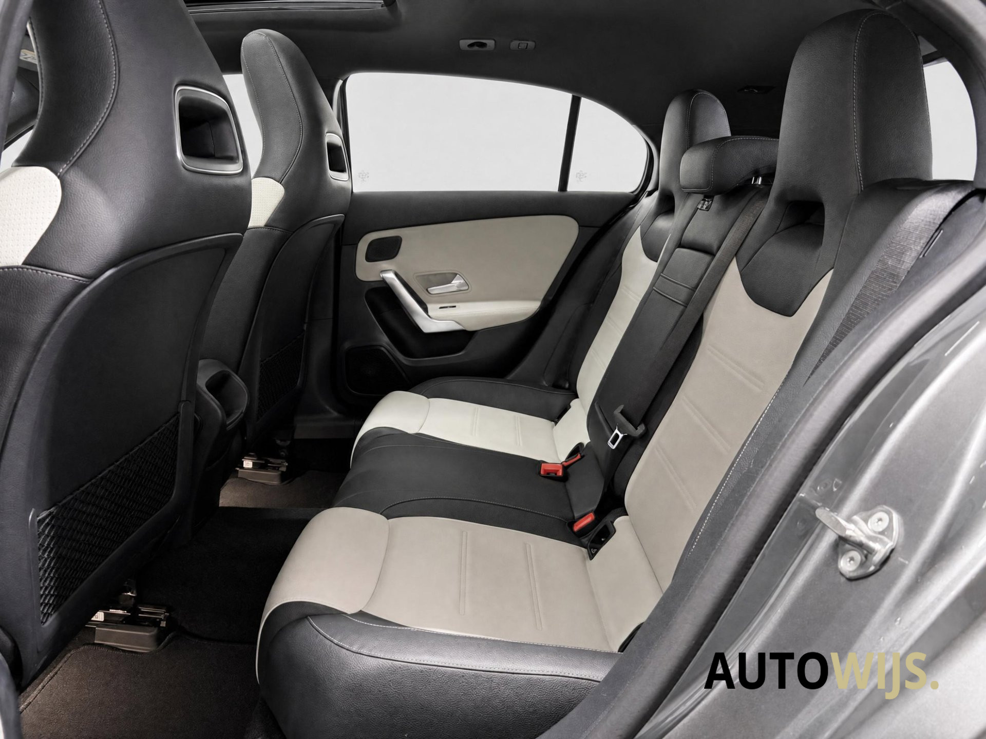 Foto van Mercedes-Benz A 250
