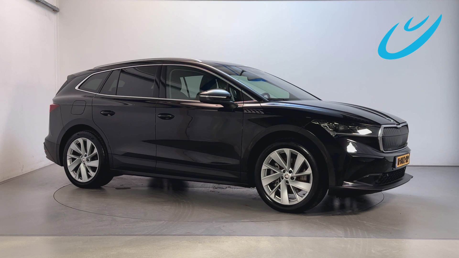 Skoda Enyaq 80 80 SoH 93,77% Leder Trekhaak LED Stoelverwarming Camera Adaptive Cruise 2021 - voorkant
