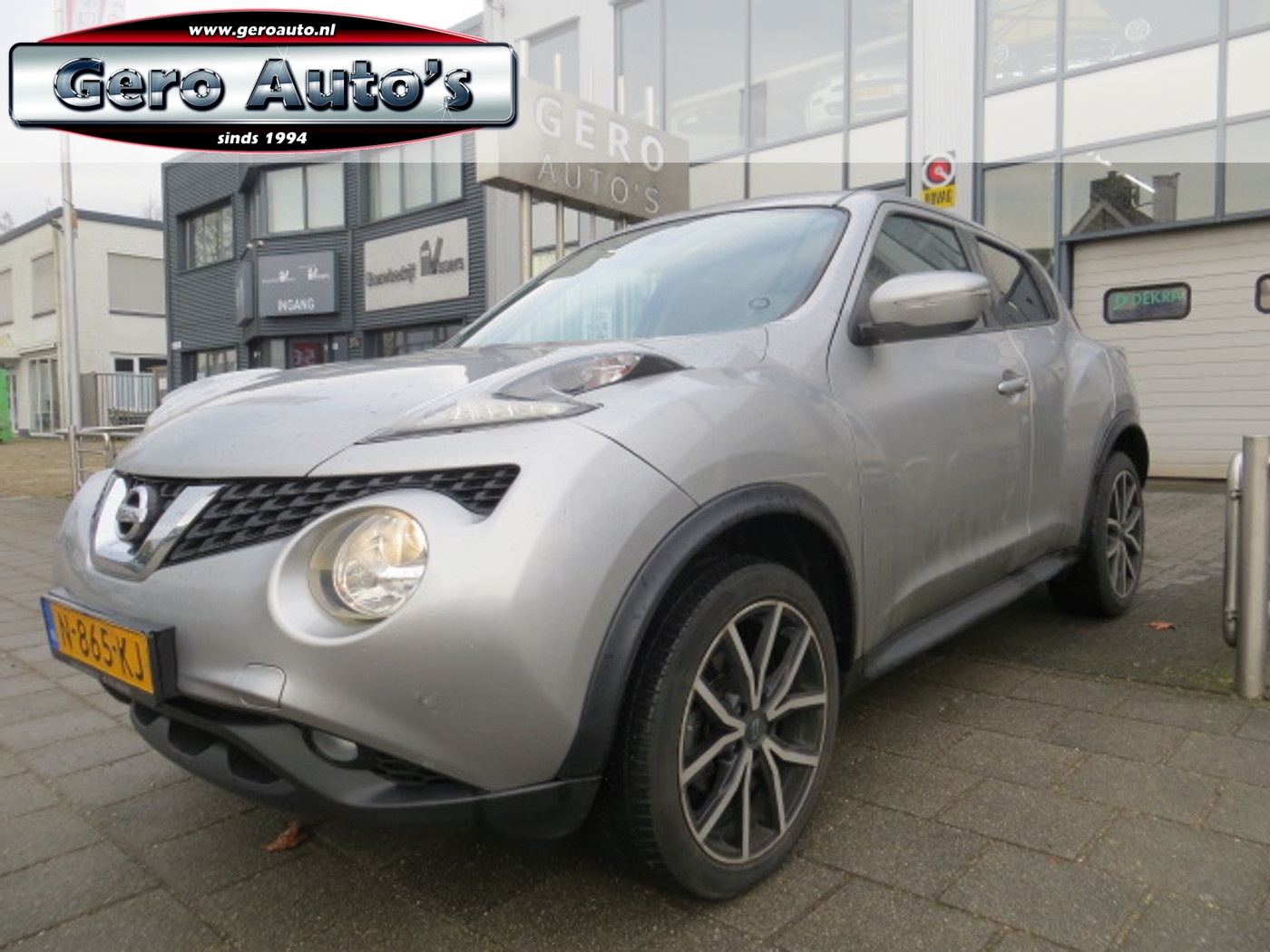 Nissan Juke 1.6 Connect Edition 2015 - voorkant