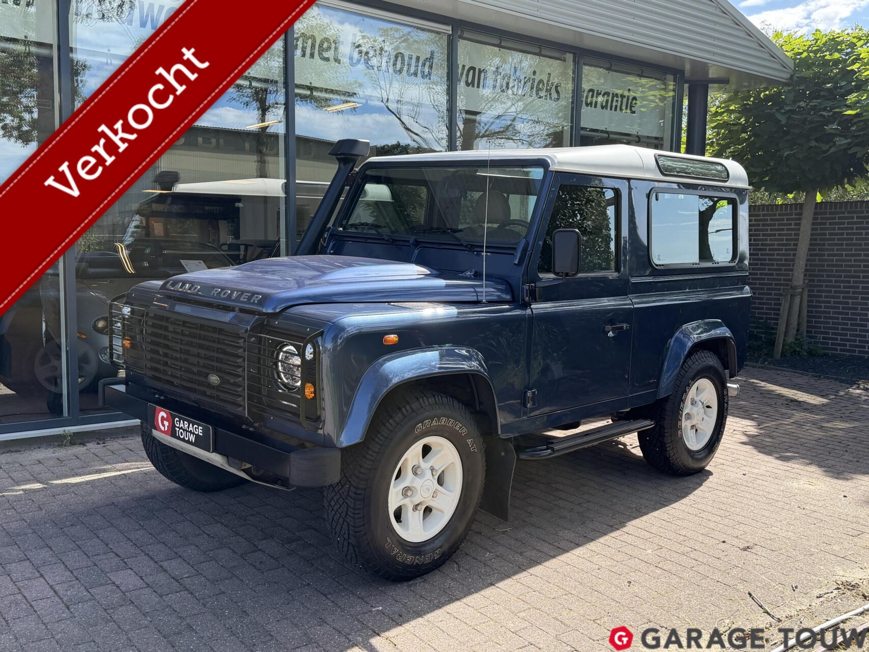Land Rover Defender 2.4 TD 90 SW SE 2008 - voorkant