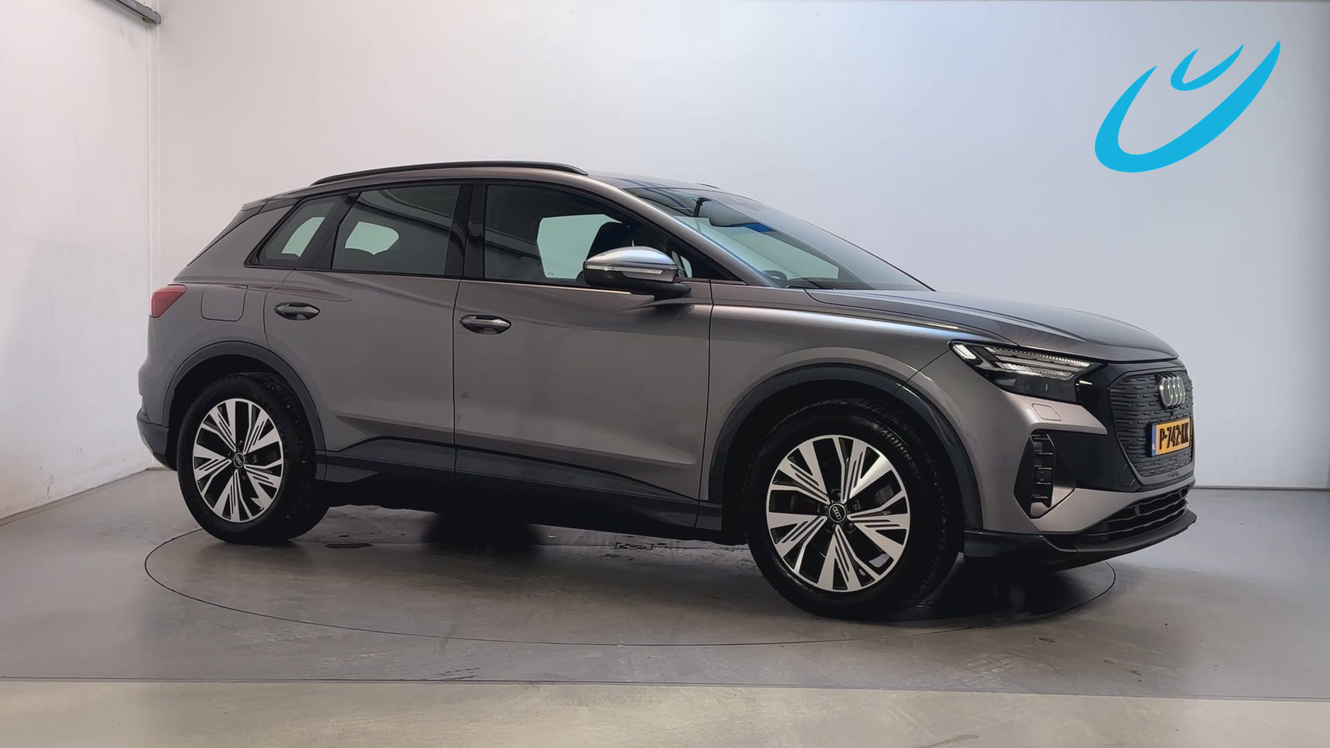Audi Q4 40 E-tron 40 Launch Edition Advanced Plus 77 kWh SoH 96,62% Navigatie Camera Adaptive Cruise 2022 - voorkant