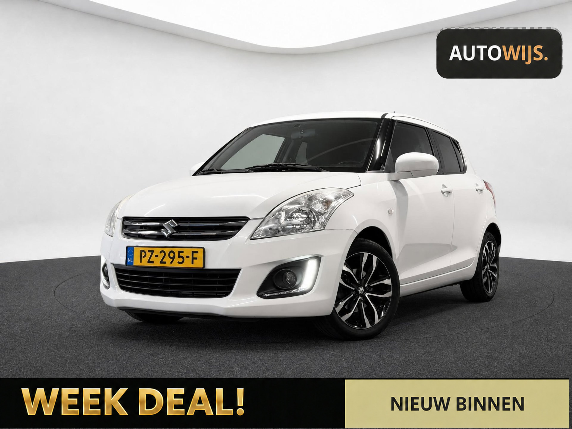 Suzuki Swift 1.2 Dynamic EASSS|5-DEU|AIRCO|APK 3-2027|Goed onderhouden 2015 - voorkant