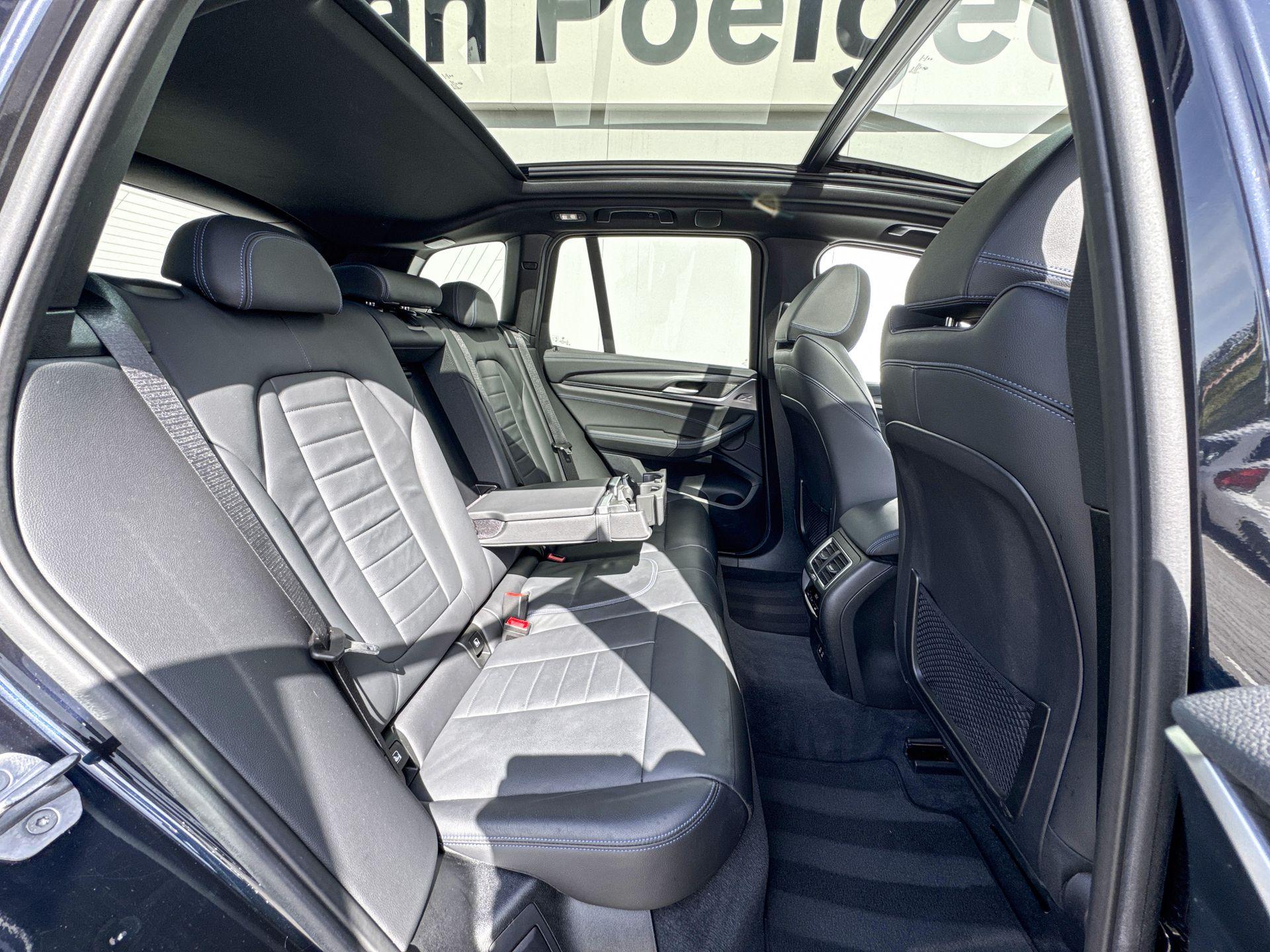 Foto van BMW Ix3