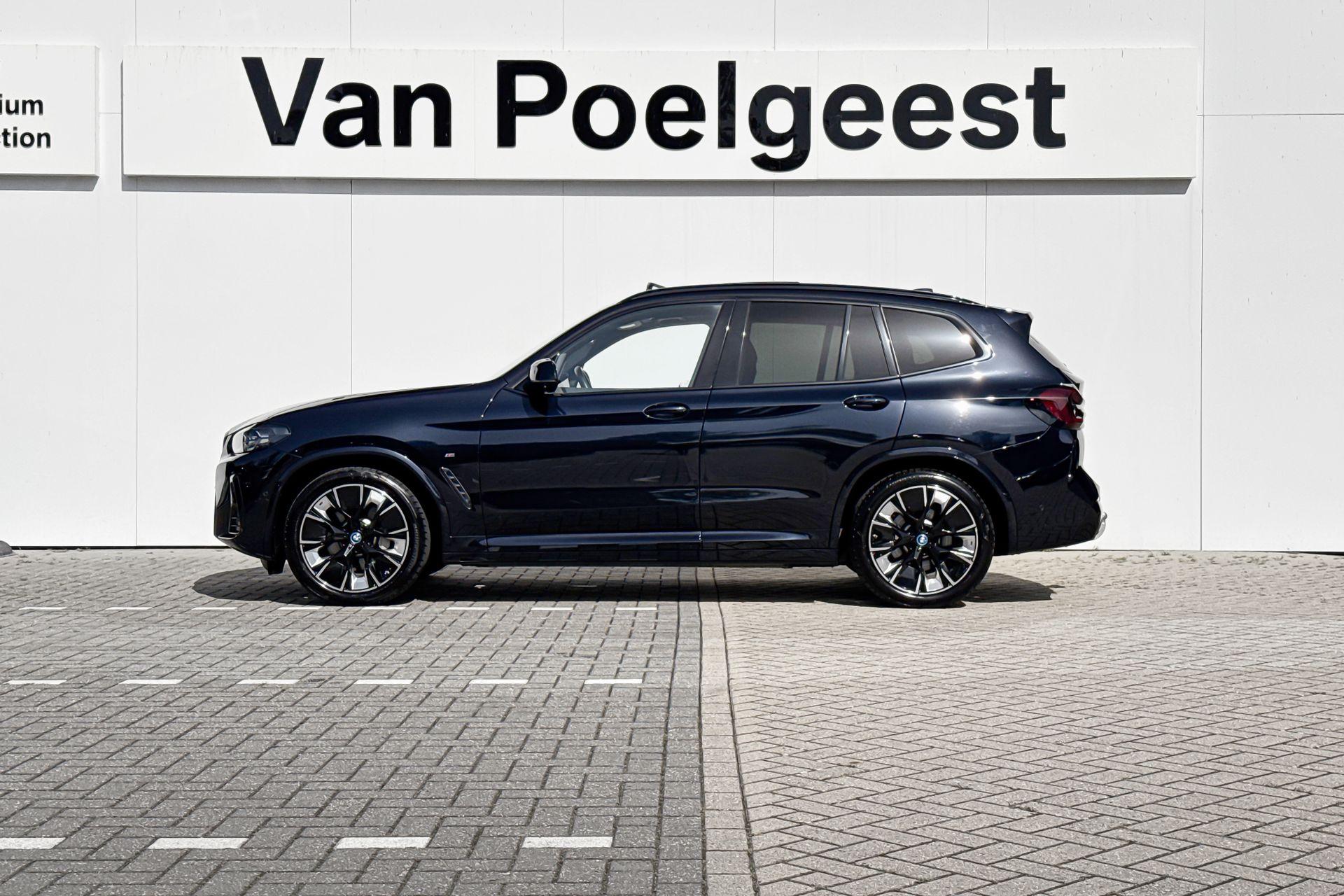 Foto van BMW Ix3