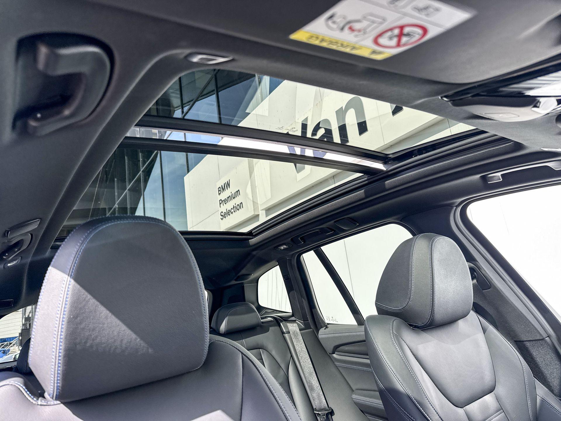 Foto van BMW Ix3