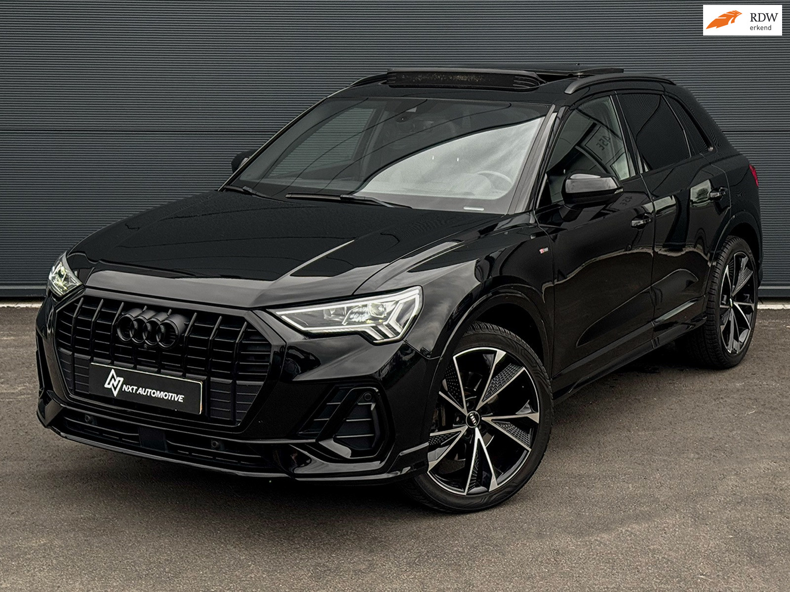 Audi Q3 45 TFSI quattro 3x S-Line, Pano, ACC, Matrix, Sfeer, Elek. Stoelen 2019 - voorkant