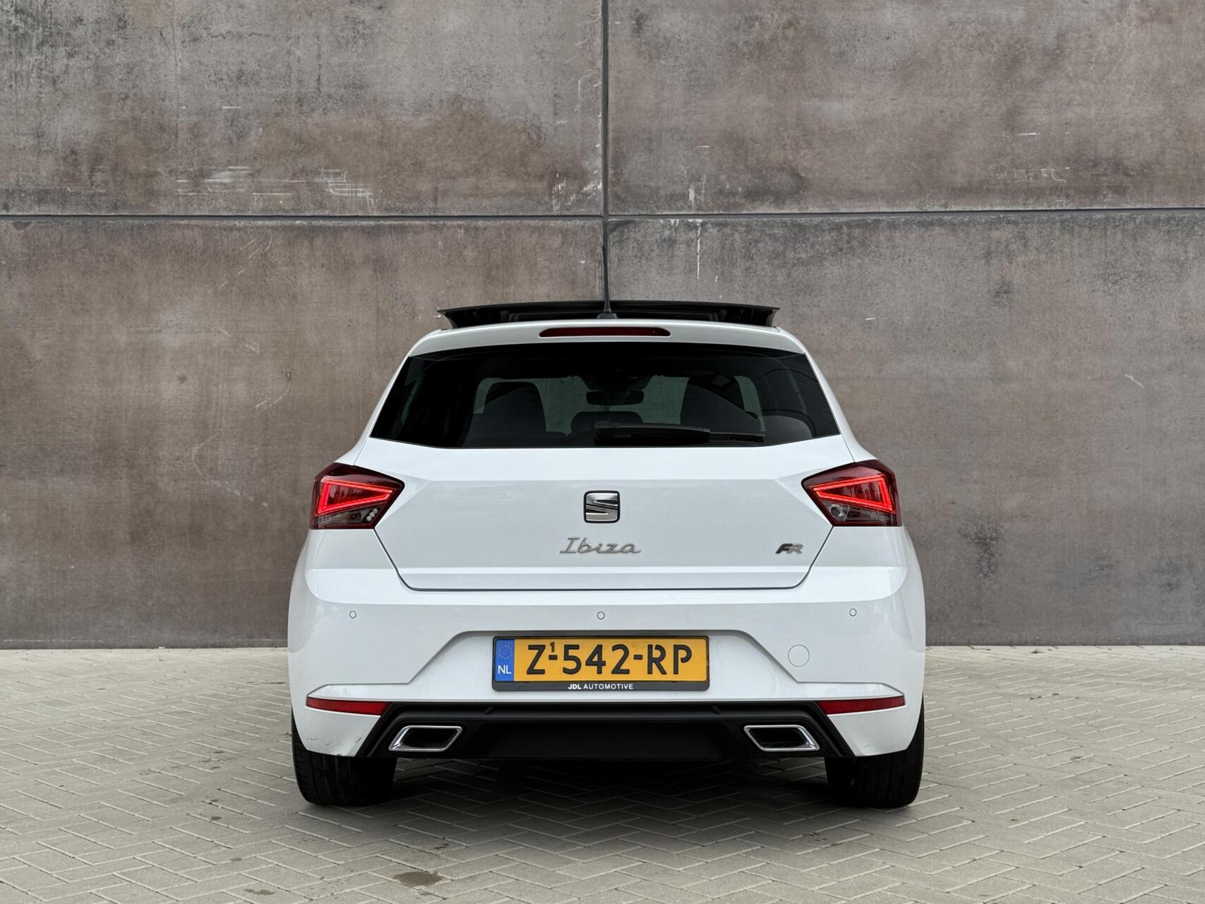 Foto van Seat Ibiza