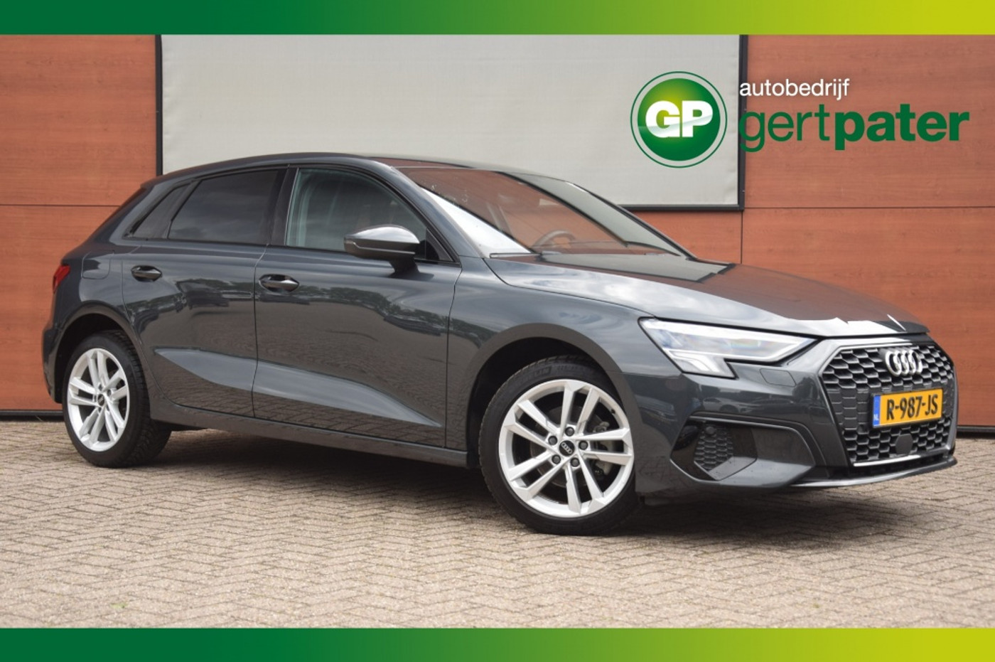 Audi A3 30 TFSI Advanced edition 2022 - voorkant