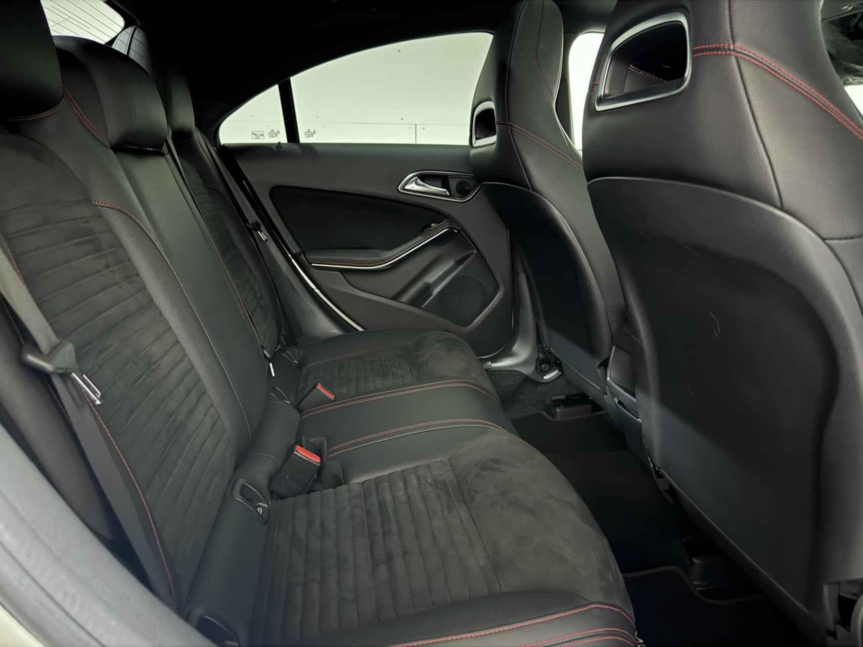 Foto van Mercedes-Benz Cla 180