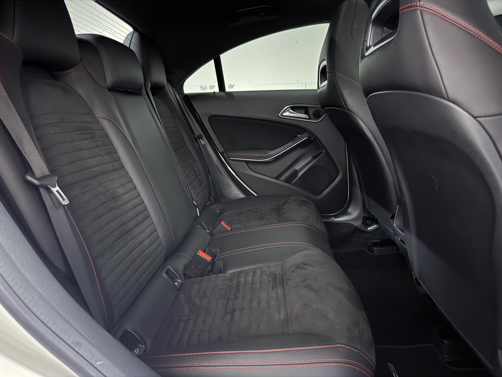 Foto van Mercedes-Benz Cla 180