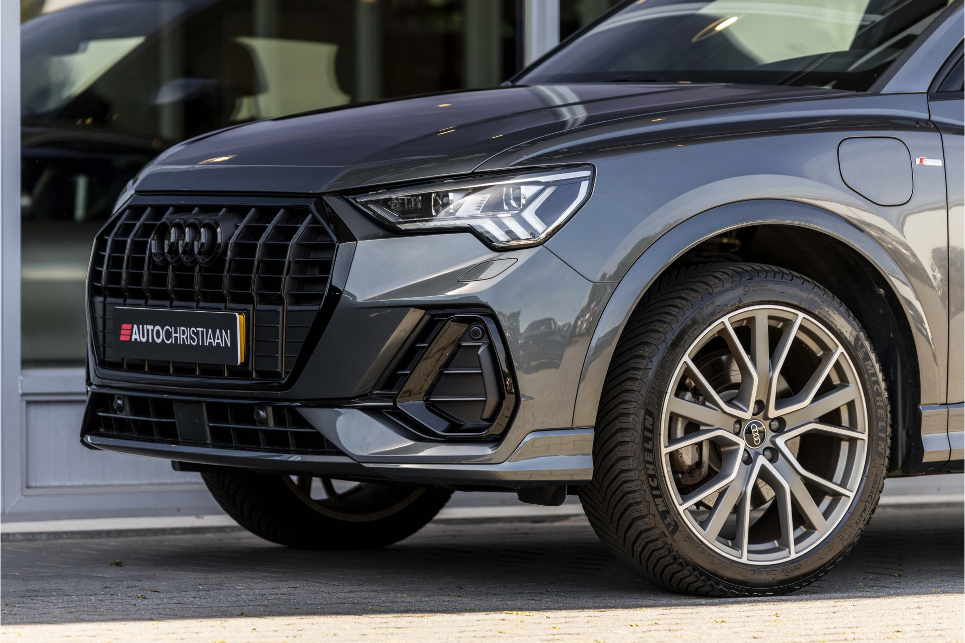 Foto van Audi Q3 E-tron