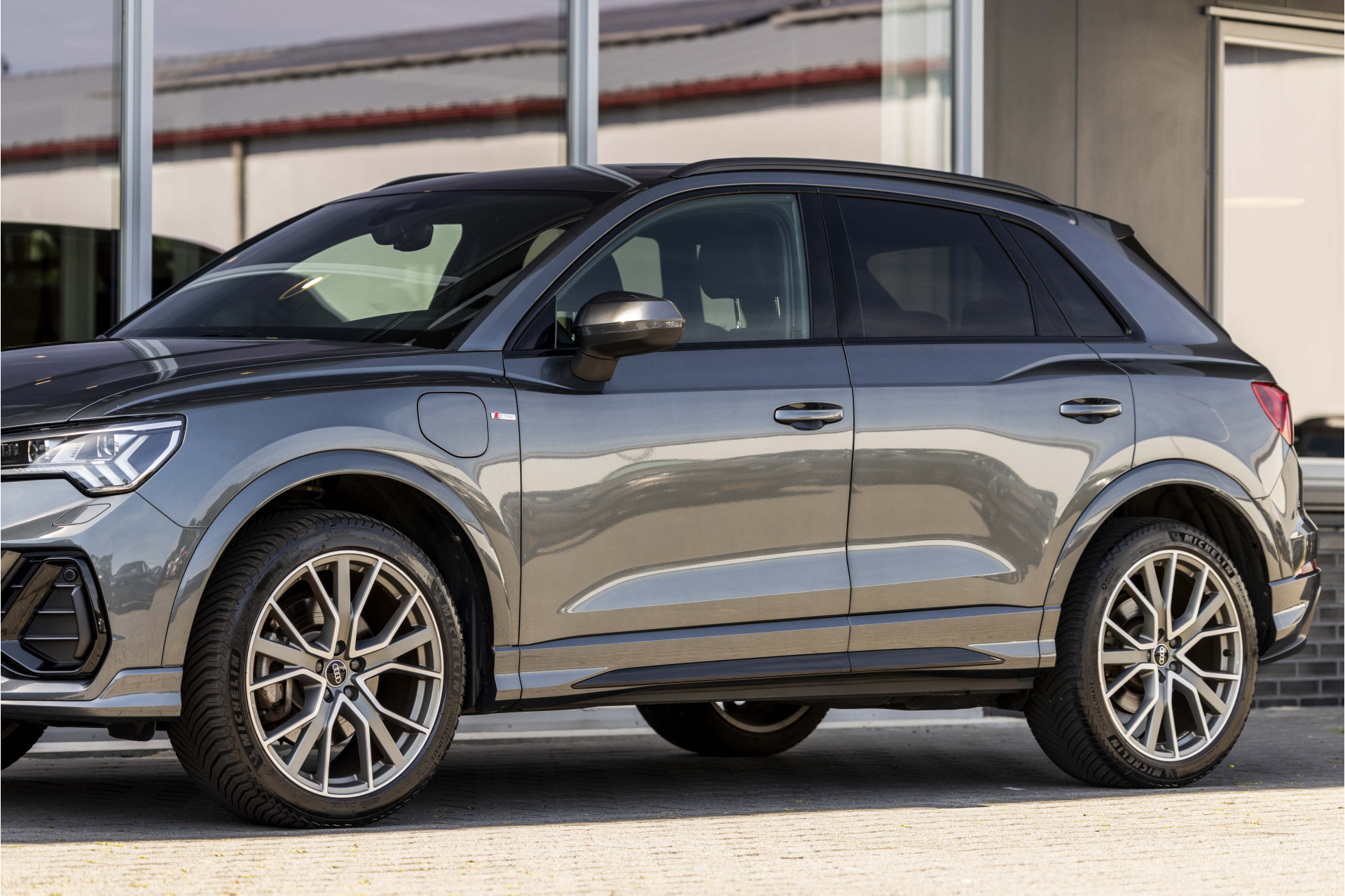 Foto van Audi Q3 E-tron