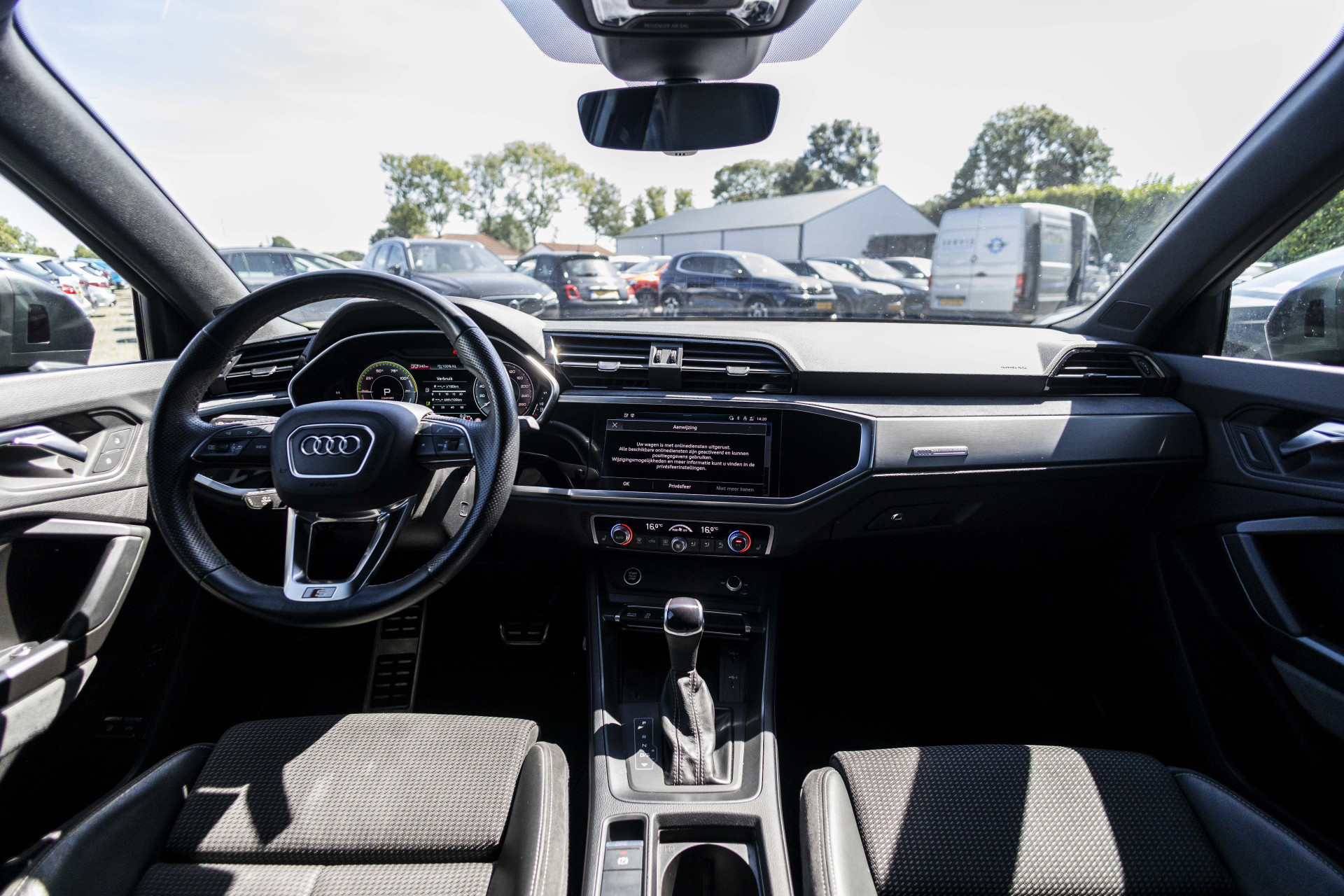 Foto van Audi Q3 E-tron